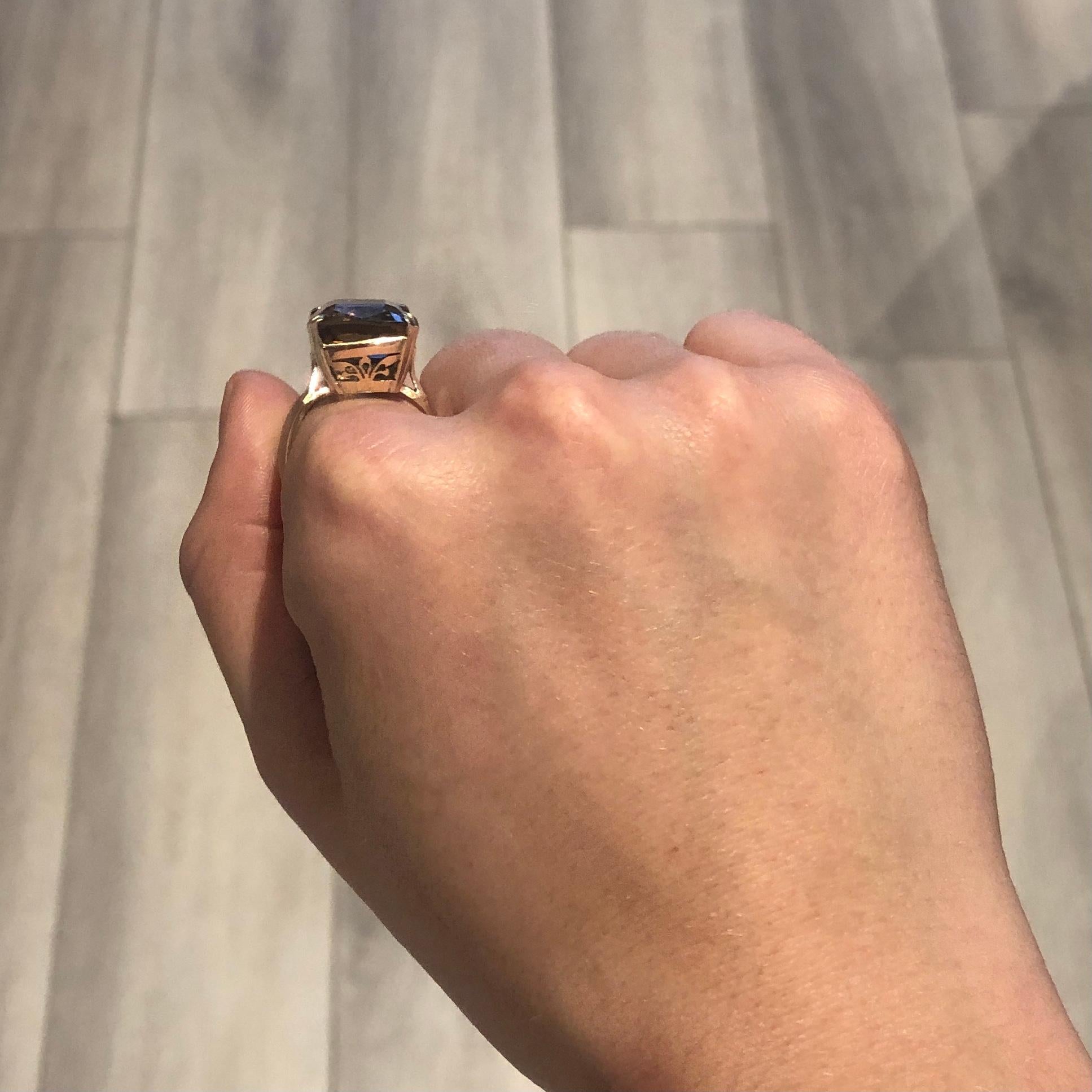 Women's Vintage Citrine and 9 Carat Gold Cocktail Ring For Sale