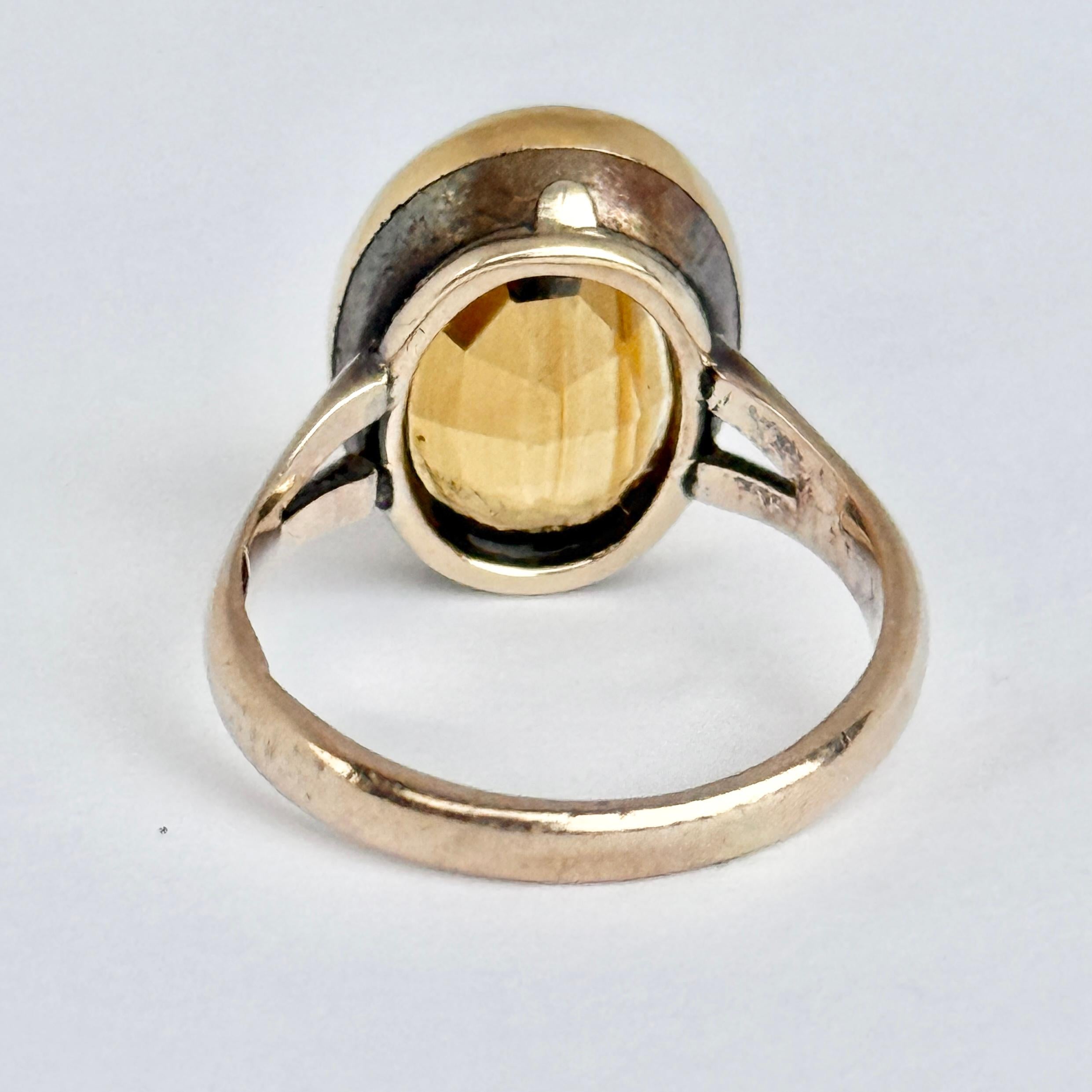 Cocktailring aus Citrin und 9 Karat Gold mit Citrin im Angebot 1