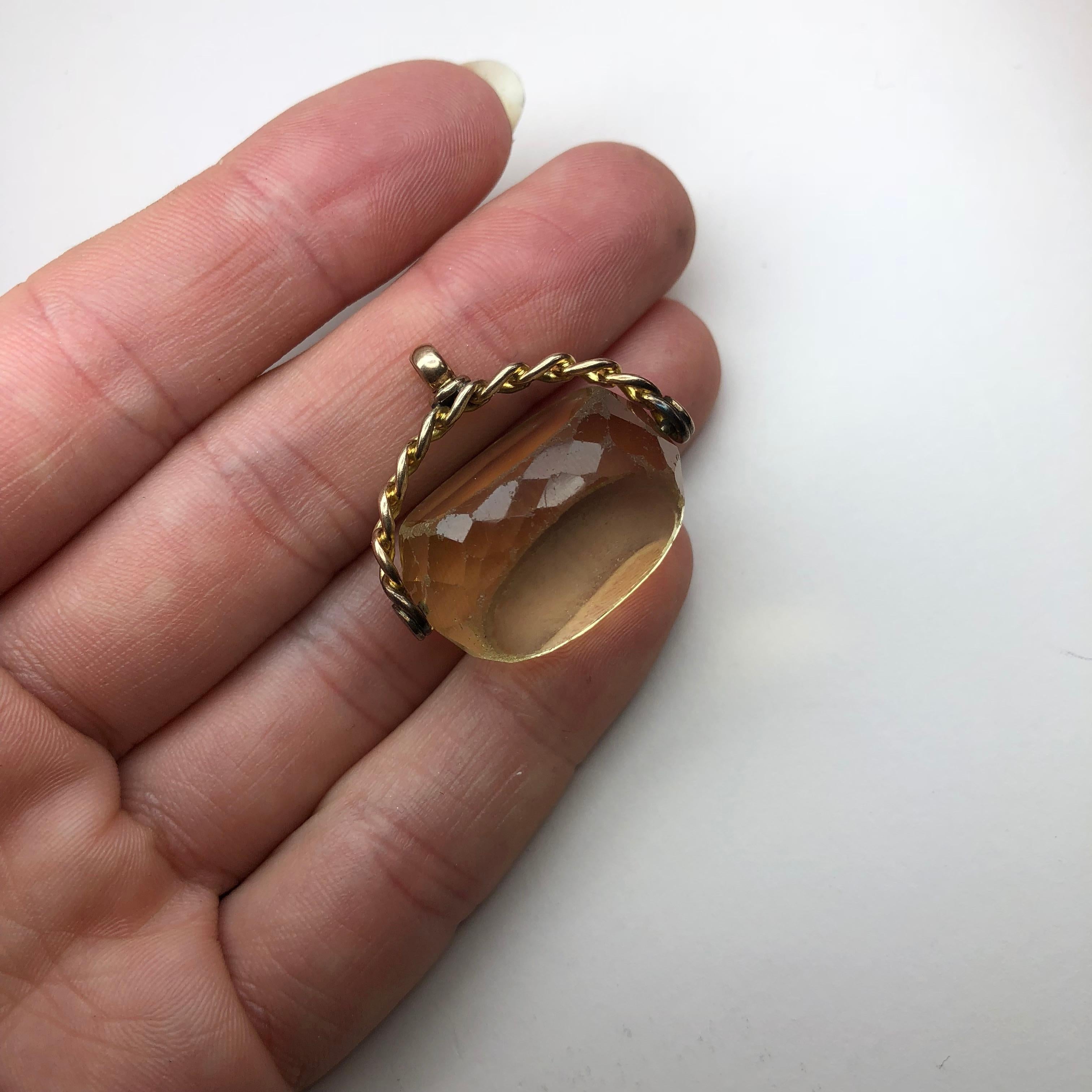 Vintage Citrine and 9 Carat Gold Swivel Fob Pendant In Good Condition In Chipping Campden, GB