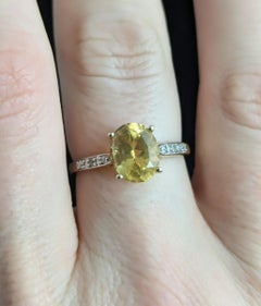Vintage Citrine and Diamond ring, 9k yellow gold