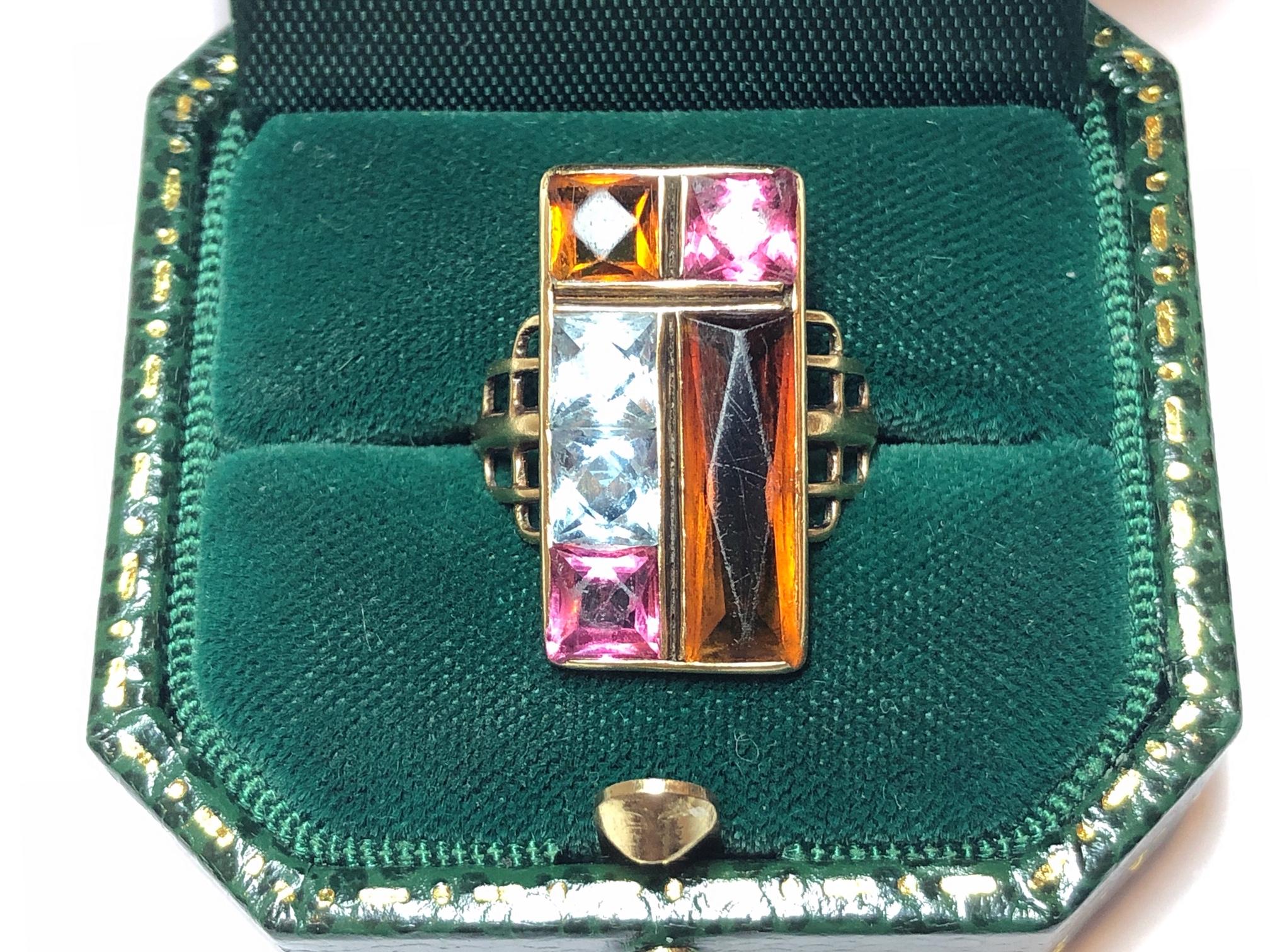 Vintage Citrine, Aquamarine, Pink Tourmaline and Gold Multi Gem Ring, Circa 1975 In Fair Condition For Sale In London, GB