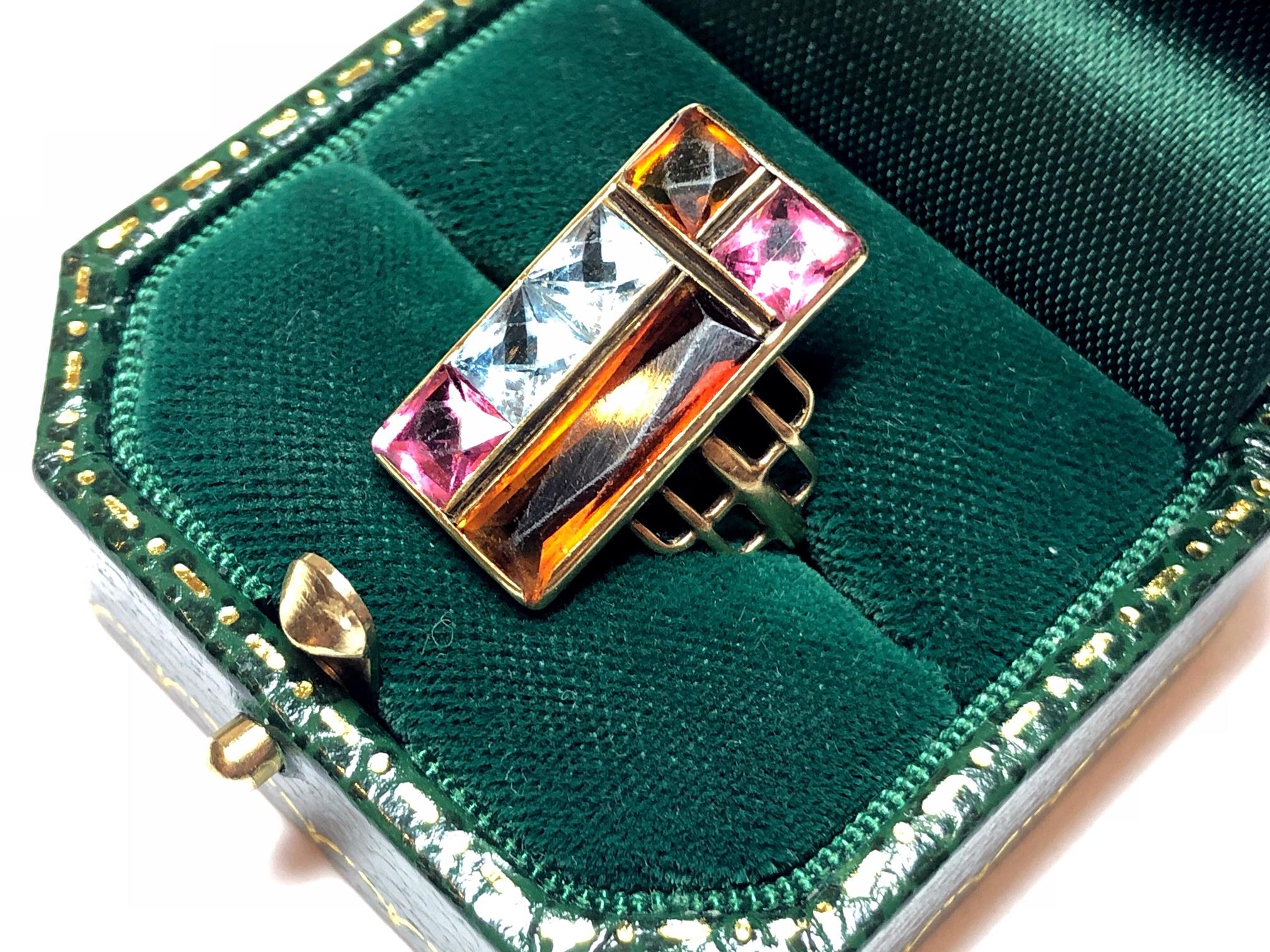 Vintage Citrine, Aquamarine, Pink Tourmaline and Gold Multi Gem Ring, Circa 1975 In Fair Condition For Sale In London, GB