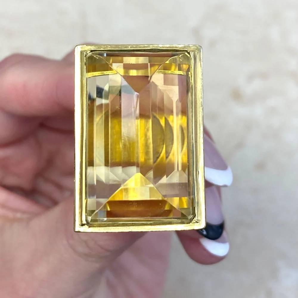 Vintage Citrine Cocktail Ring, 18k Yellow Gold, Circa 1940 For Sale 4