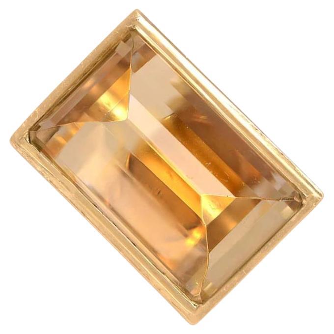 Vintage Citrine Cocktail Ring, 18k Yellow Gold, Circa 1940 For Sale