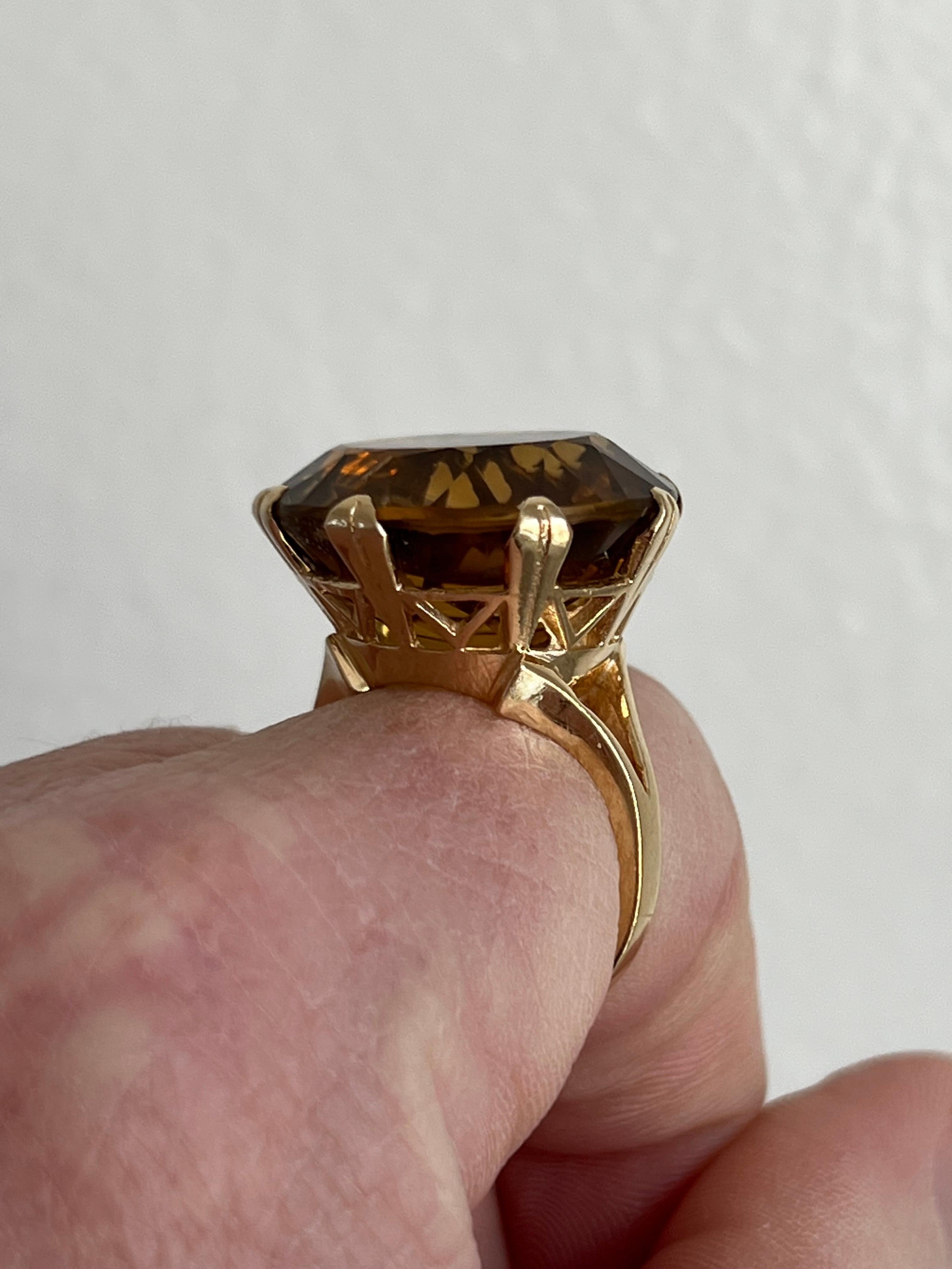 Women's or Men's Vintage Citrine Solitaire Ring in 14K Yellow Gold
