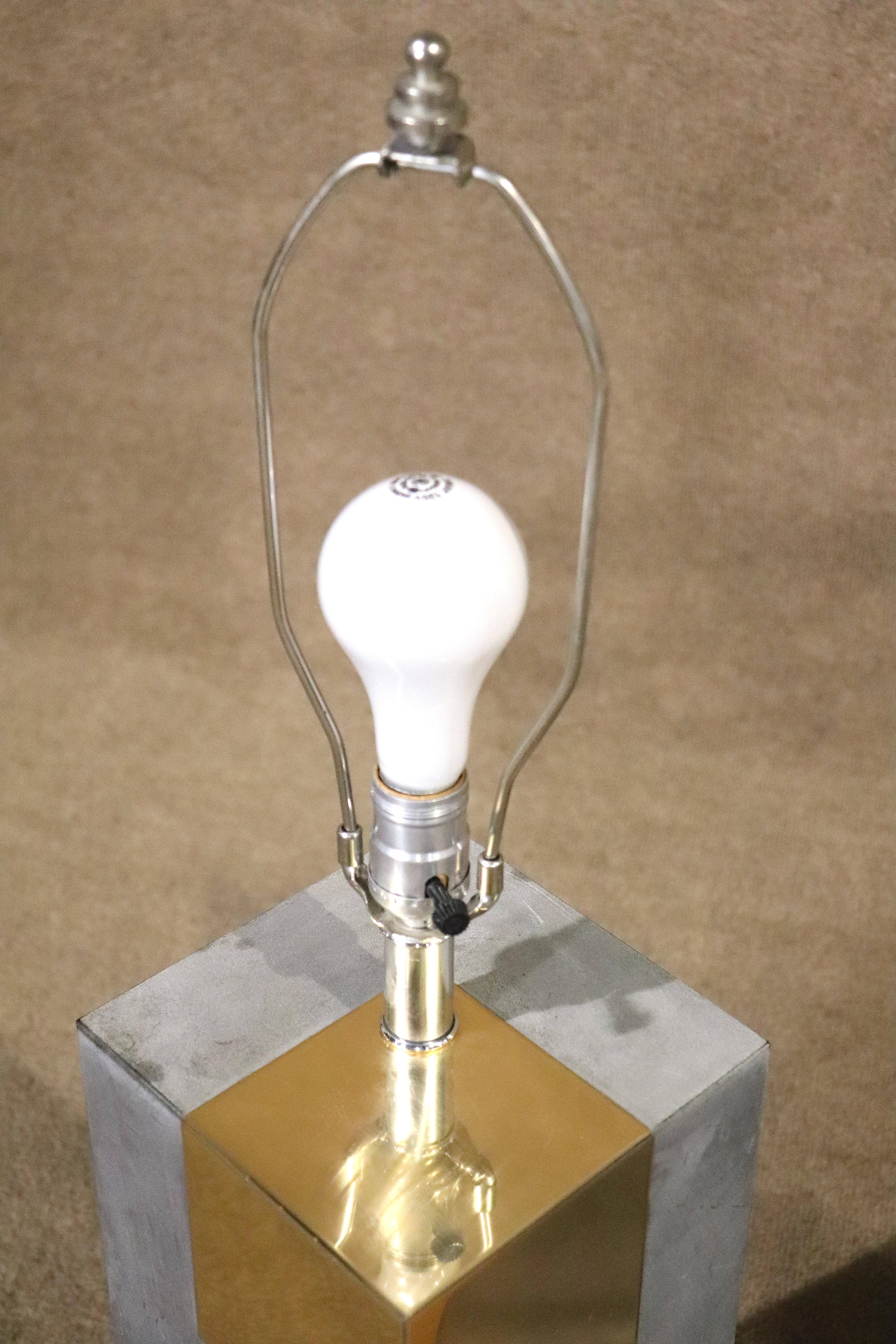 Vintage-Lampen „Cityscape“ aus Chrom und Messing nach Paul Evans im Angebot 1