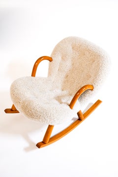 Vintage "Clam” rocking chair by Arnold Madsen for Madsen & Schubell, 1944.
