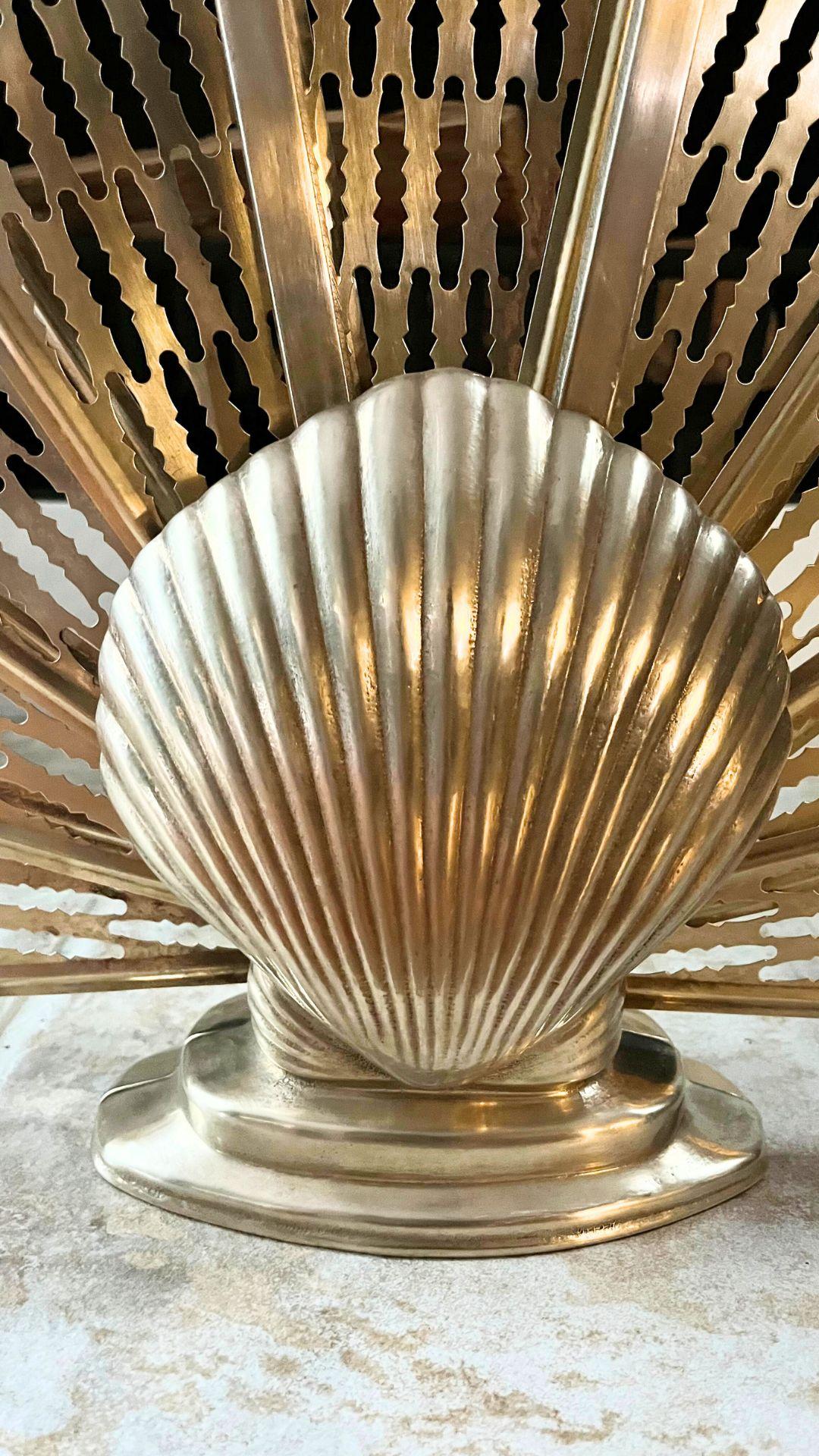 Vintage Solid Brass Clam Seashell Brass Peacock Fireplace Folding Fan Screen For Sale 5