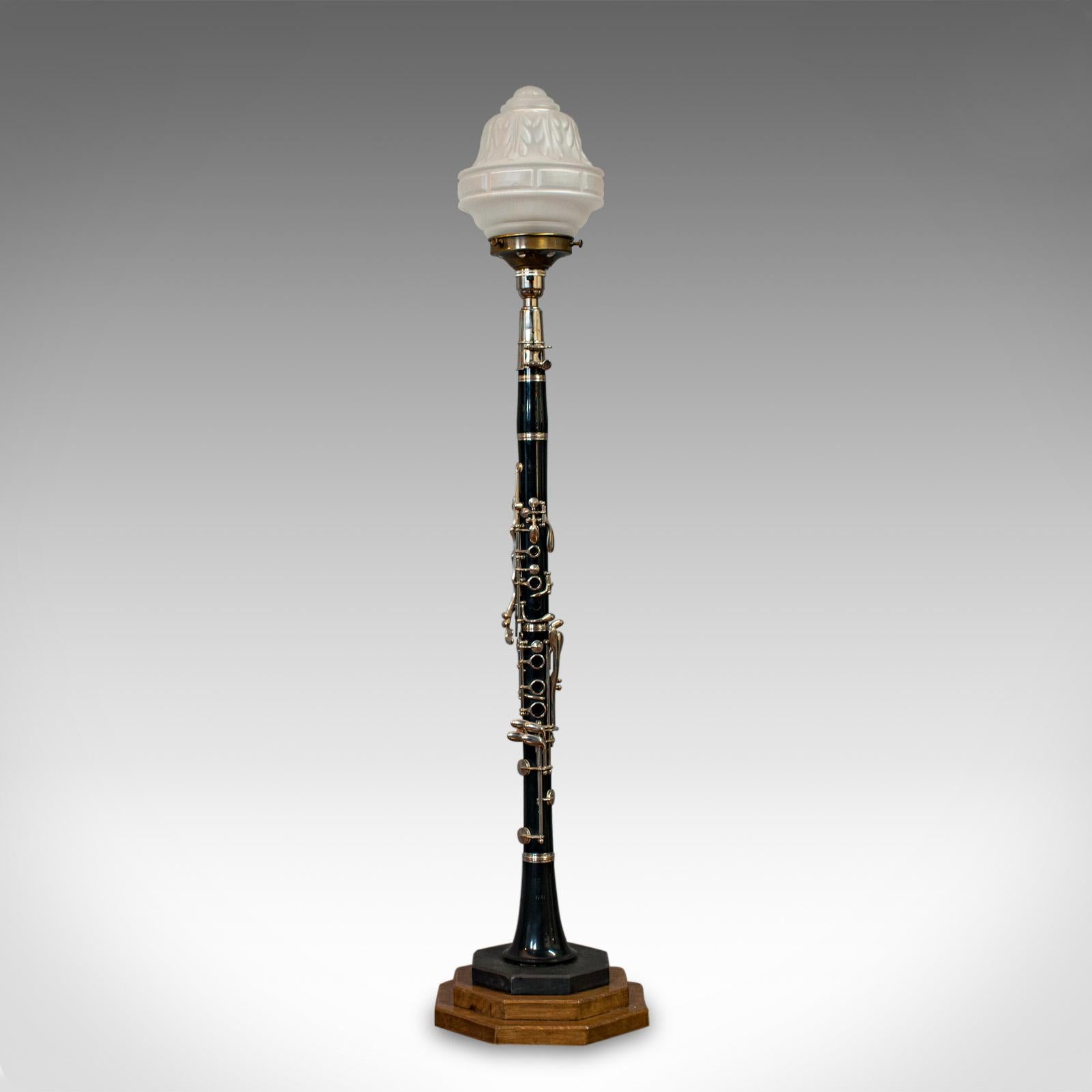 clarinet table lamp