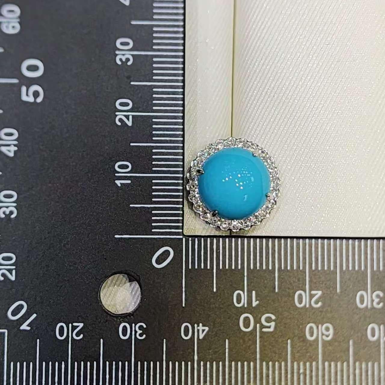 Vintage Classic 12mm Dornröschen Türkis Diamant Ohrringe in 14K Gold im Angebot 2