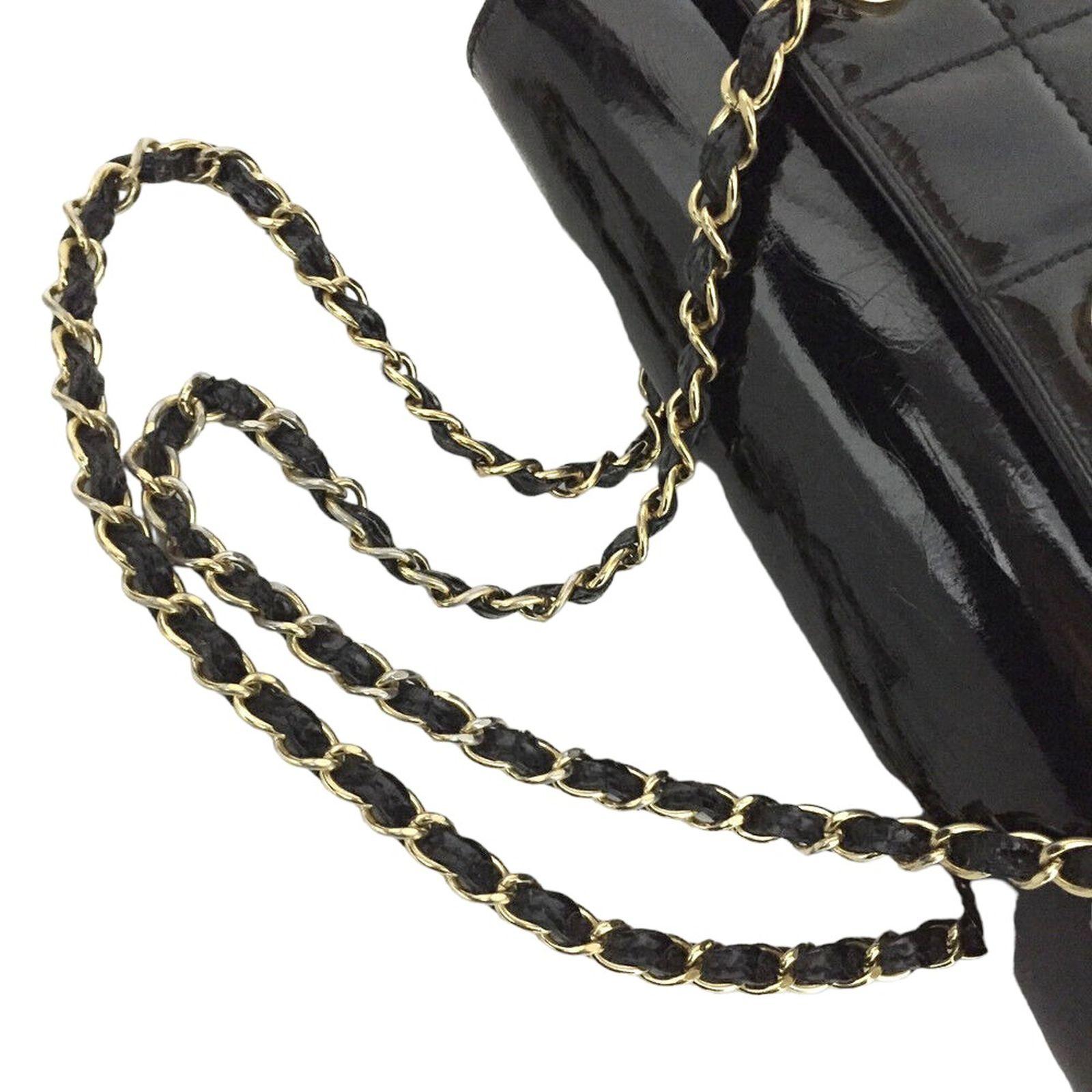 Vintage Classic Chanel Black Enamel Shoulder Bag For Sale 2