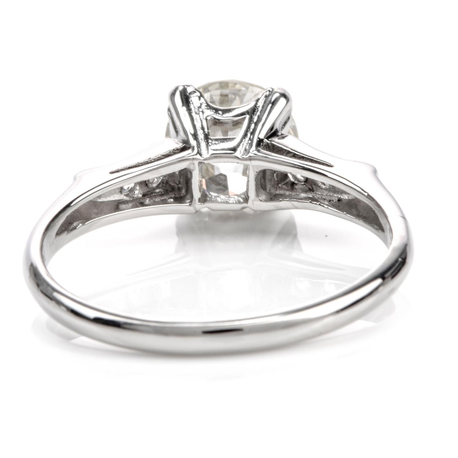 Retro Vintage Classic Diamond Platinum Engagement Ring