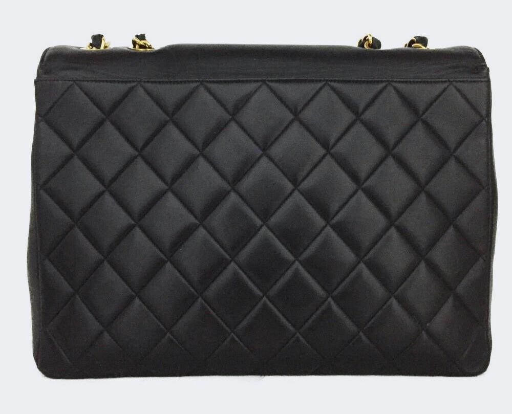 Women's Vintage Classic Double CC Jumbo Leather Shoulder Bag  For Sale
