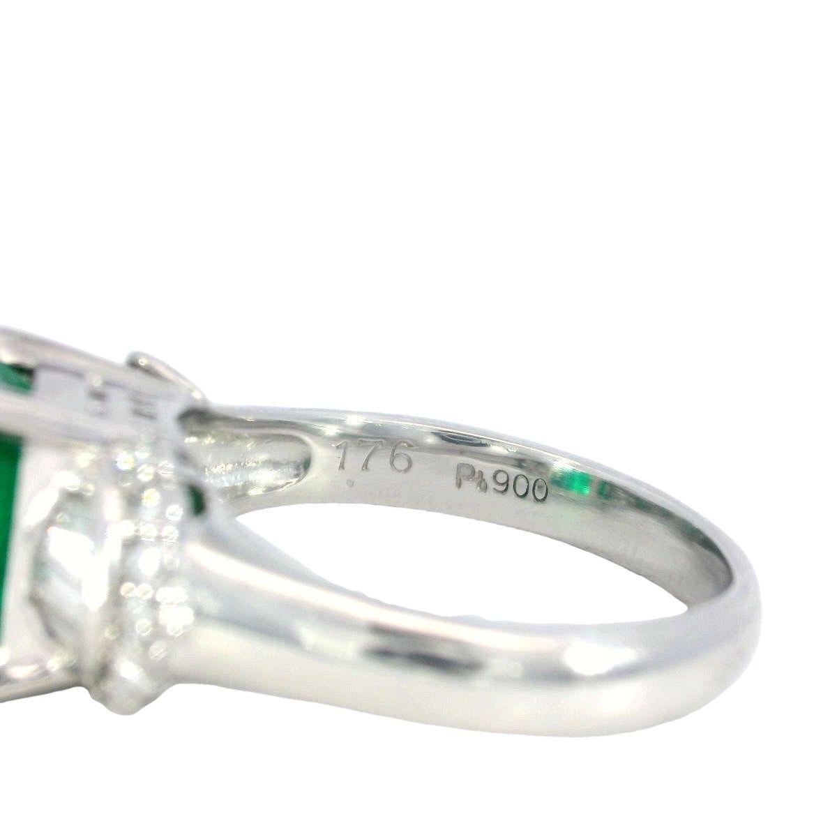 Women's Vintage Emerald Diamond Engagement Ring Solitaire Setting in Platinum ~2.02ctw For Sale