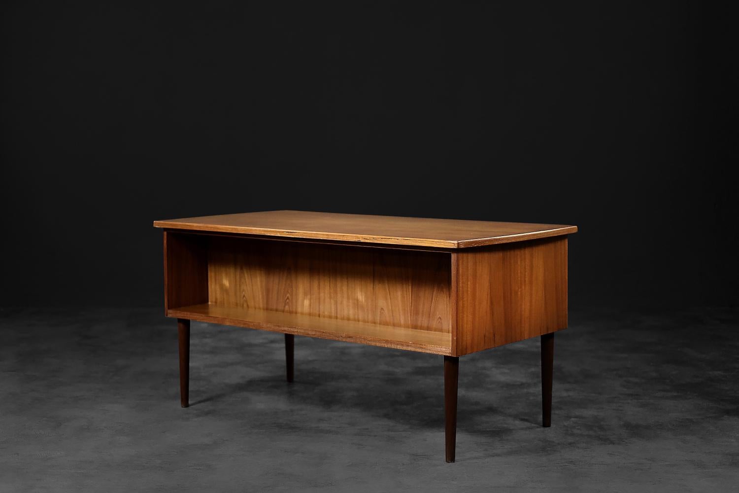 Vintage Classic Midcentury Danish Scandinavian Modern Teak Bilateral Desk For Sale 1
