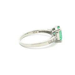 Vintage Classic Platinum 1.12ctw Emerald w/ Diamond Shoulders Ring