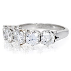 Vintage Classic Platin 2,50ct Fünf-Stein Diamant Verlobungsband