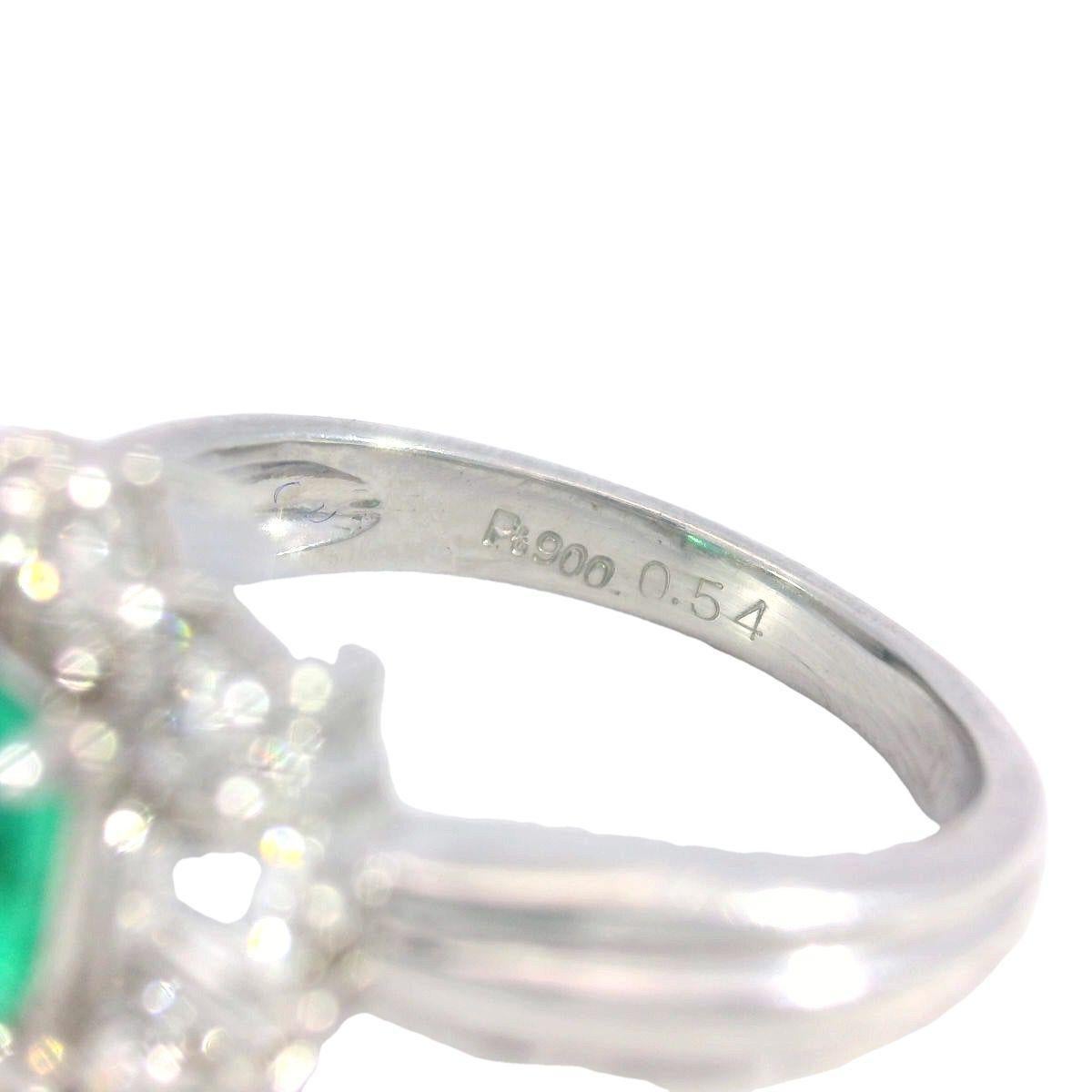 Vintage Classic Platinum Emerald and Diamond Cluster Ring 1.07ctw For Sale 1