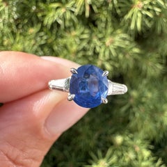 Vintage Classic Platinum GIA 2.21ctw Oval Sapphire Baguette Diamond Sides Ring