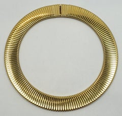 Vintage Classic Signed Ciner Ribbed Necklace