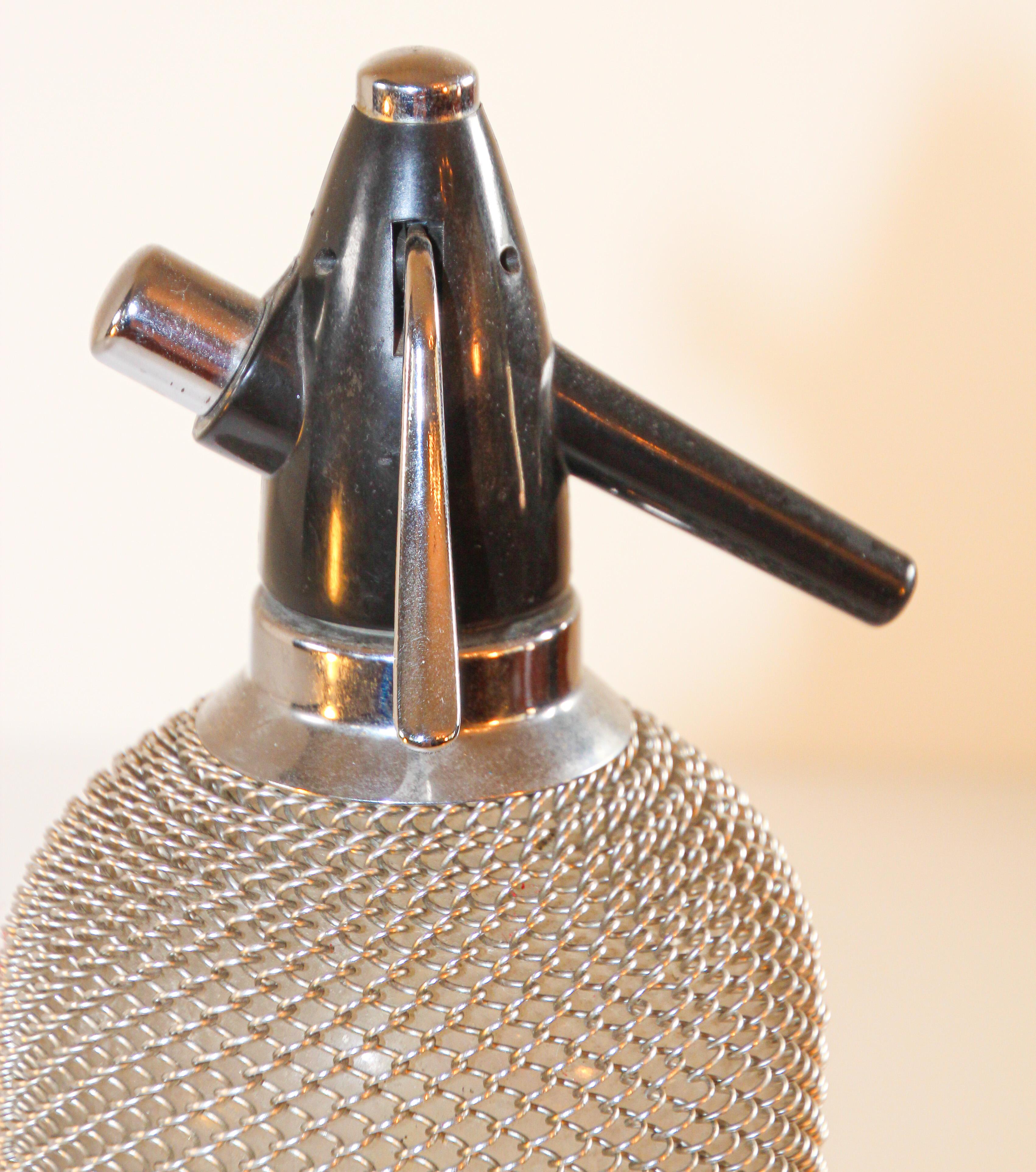Hand-Crafted Vintage Classic Soda Siphon Seltzer Glass Bottle with Wire Mesh
