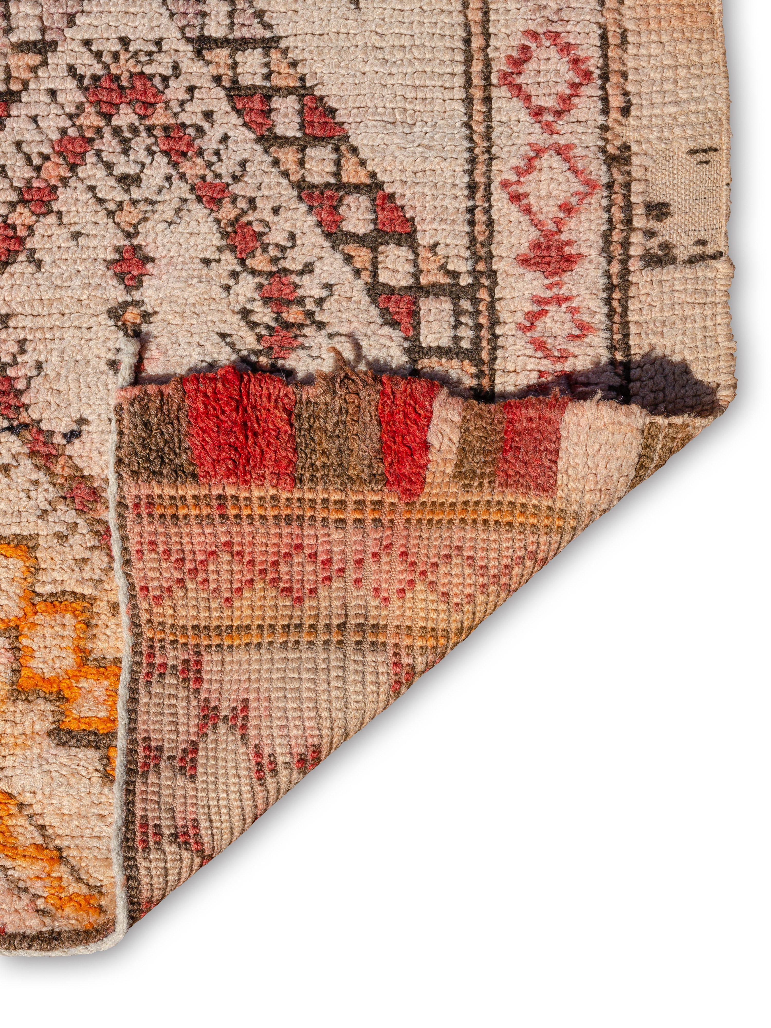 Hand-Woven Vintage classic Beni Ouarain Moroccan Berber Carpet curated by Breuckelen Berber For Sale