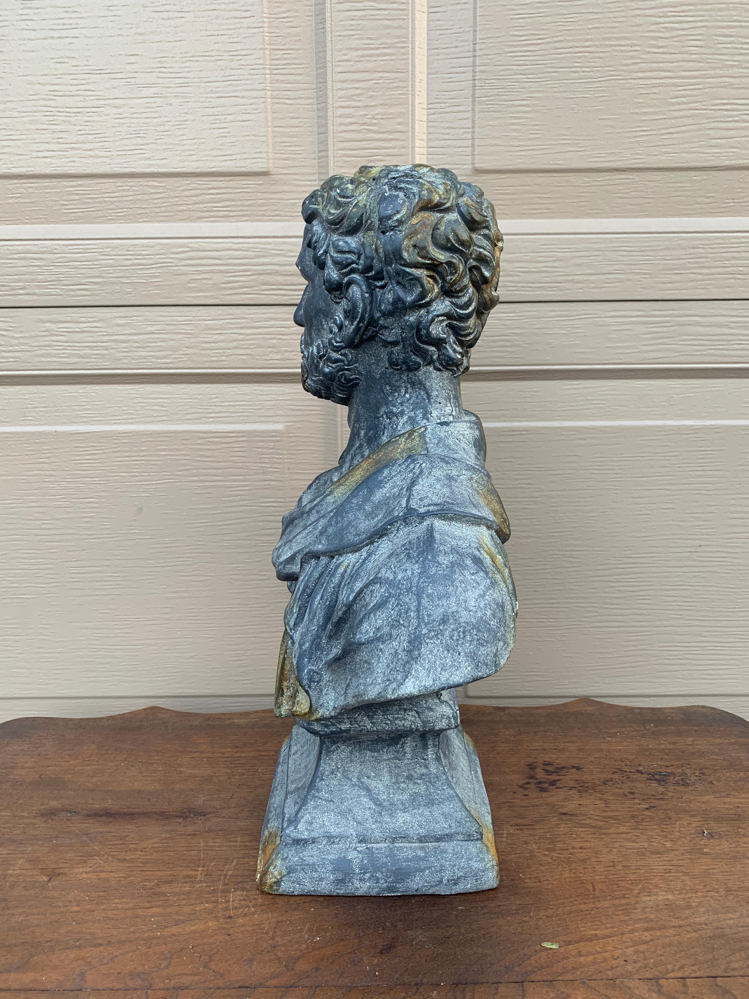 Vintage Classic Plaster Male Bust Sculpture of Roman Emperor Antoninus Pius en vente 1