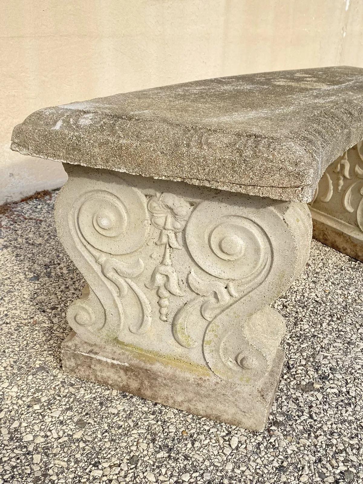 Autre Vintage Classical Style Cast Stone Double Pedestal Curved Garden Bench Seat en vente