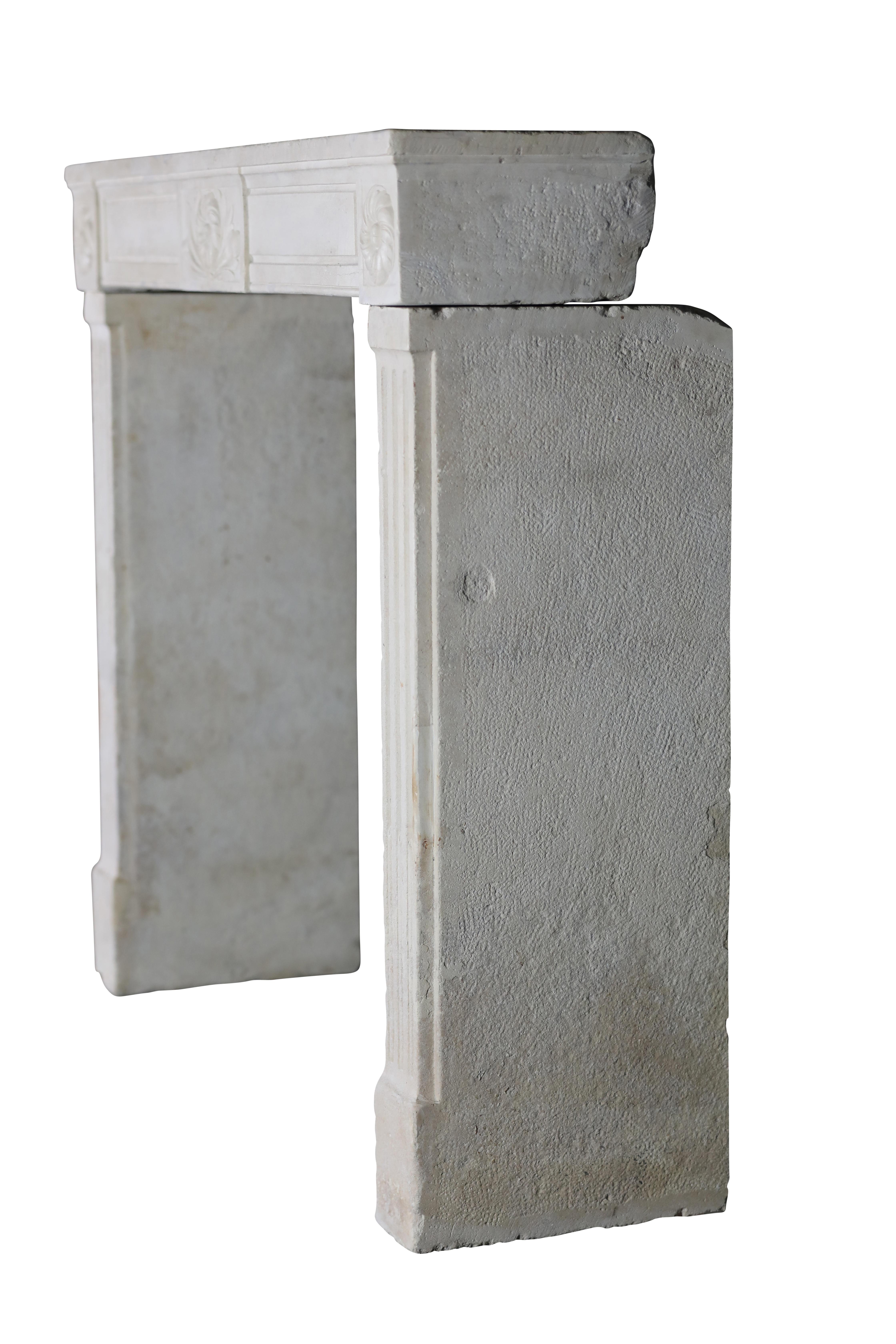 Vintage Classy White Fireplace Surround in Limestone For Sale 3