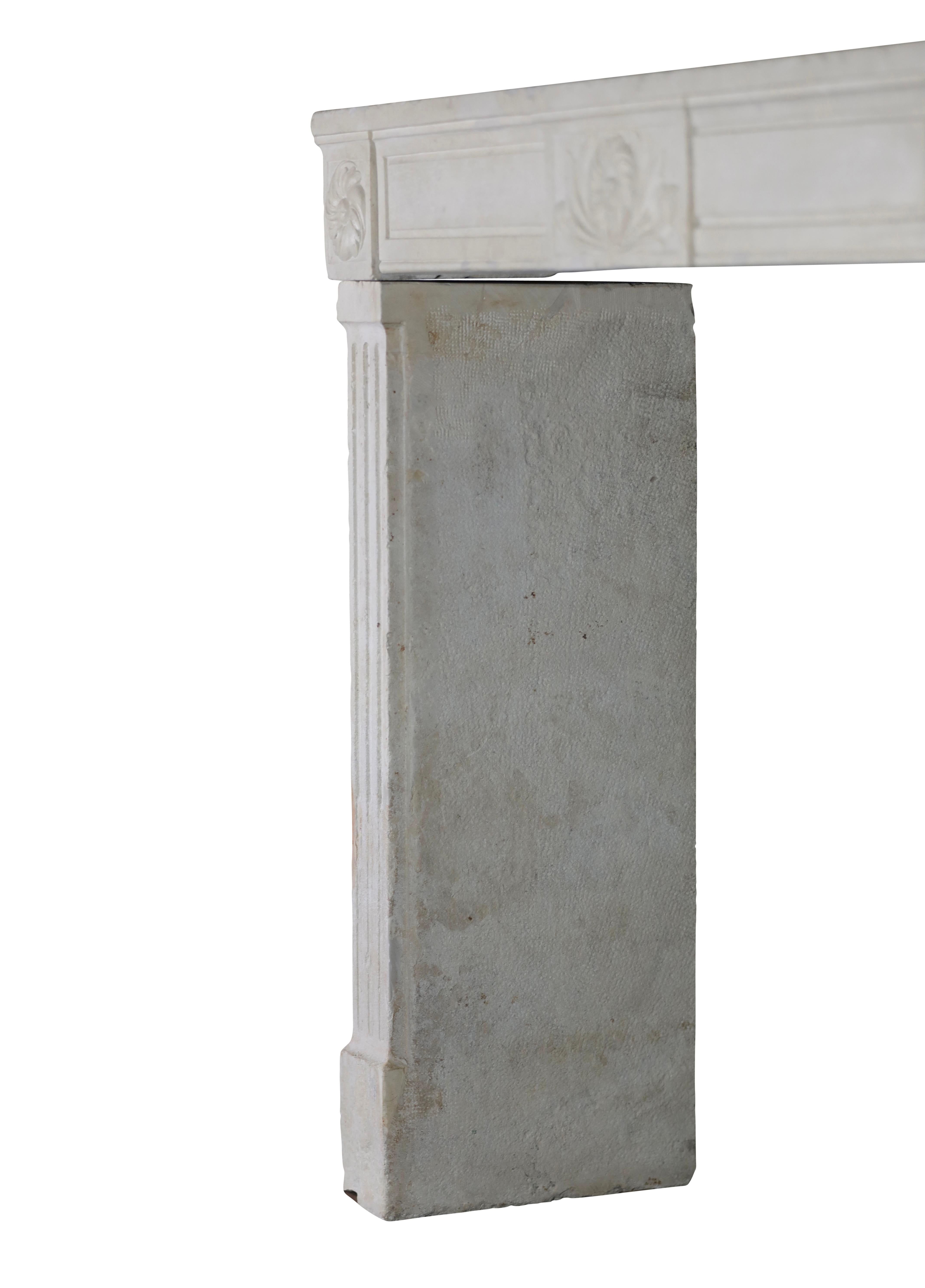 Vintage Classy White Fireplace Surround in Limestone For Sale 4