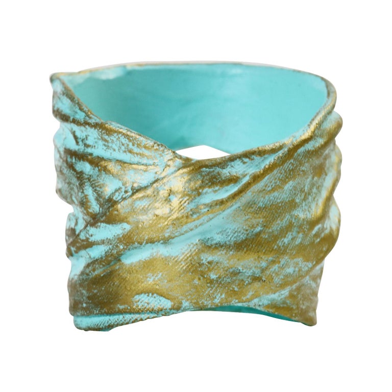 Bracelet Manchette Signé Claude Montana - Métal Laiton Doré Et Résine Bleue, Vintage