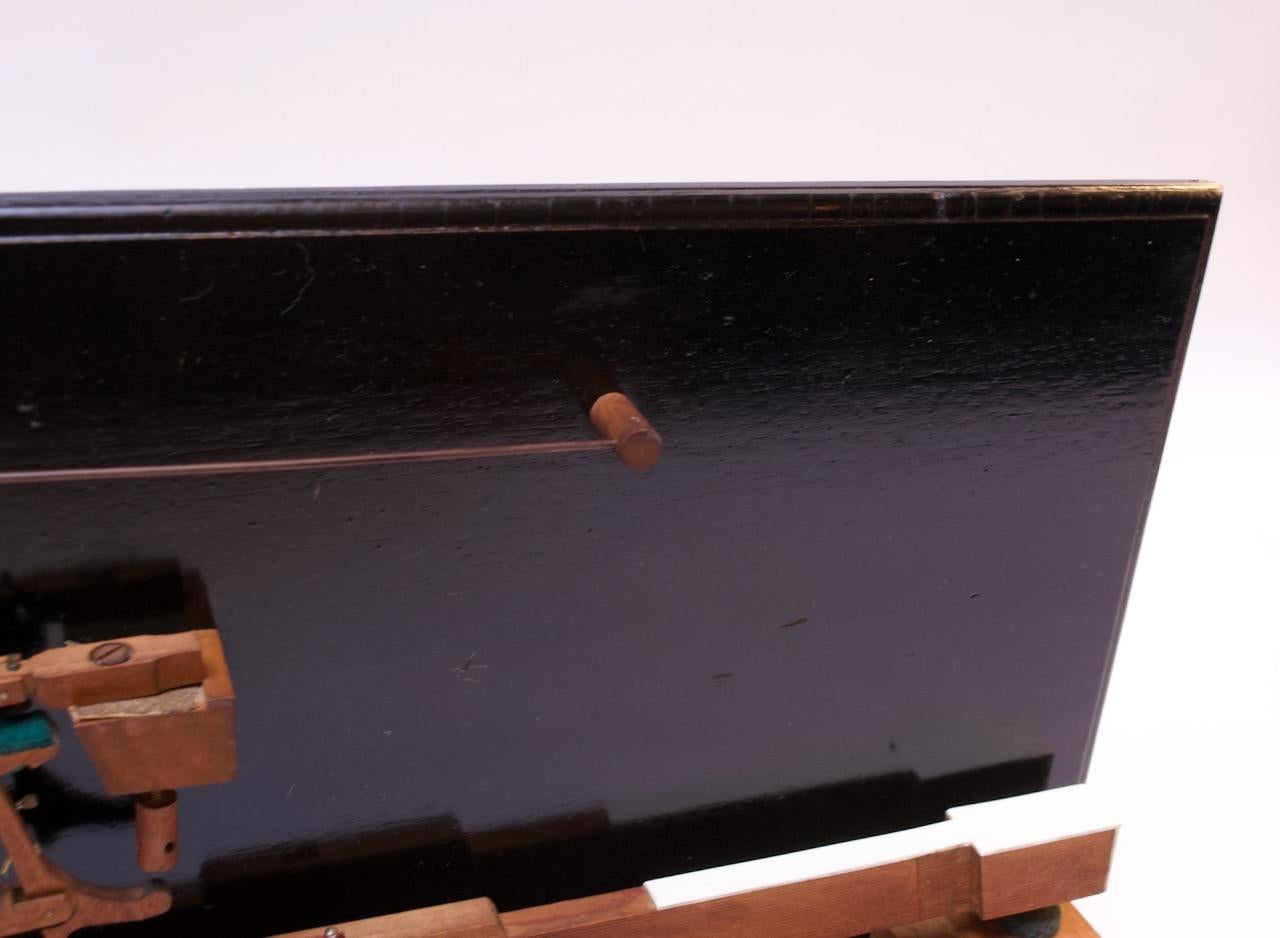 Modèle d'action vintage pour piano Clavier en vente 4