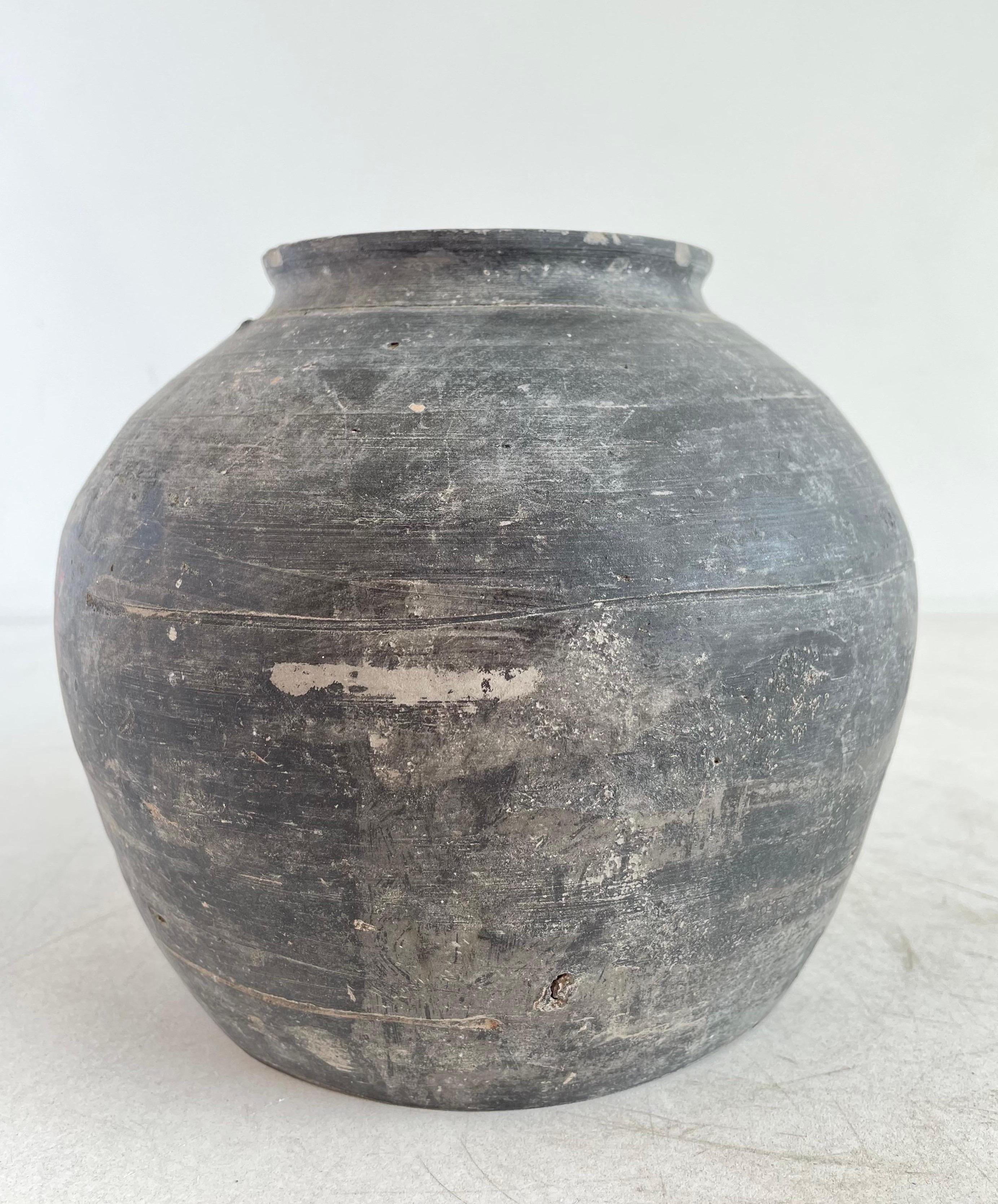 Vintage Clay Pot Medium Size In Good Condition In Brea, CA