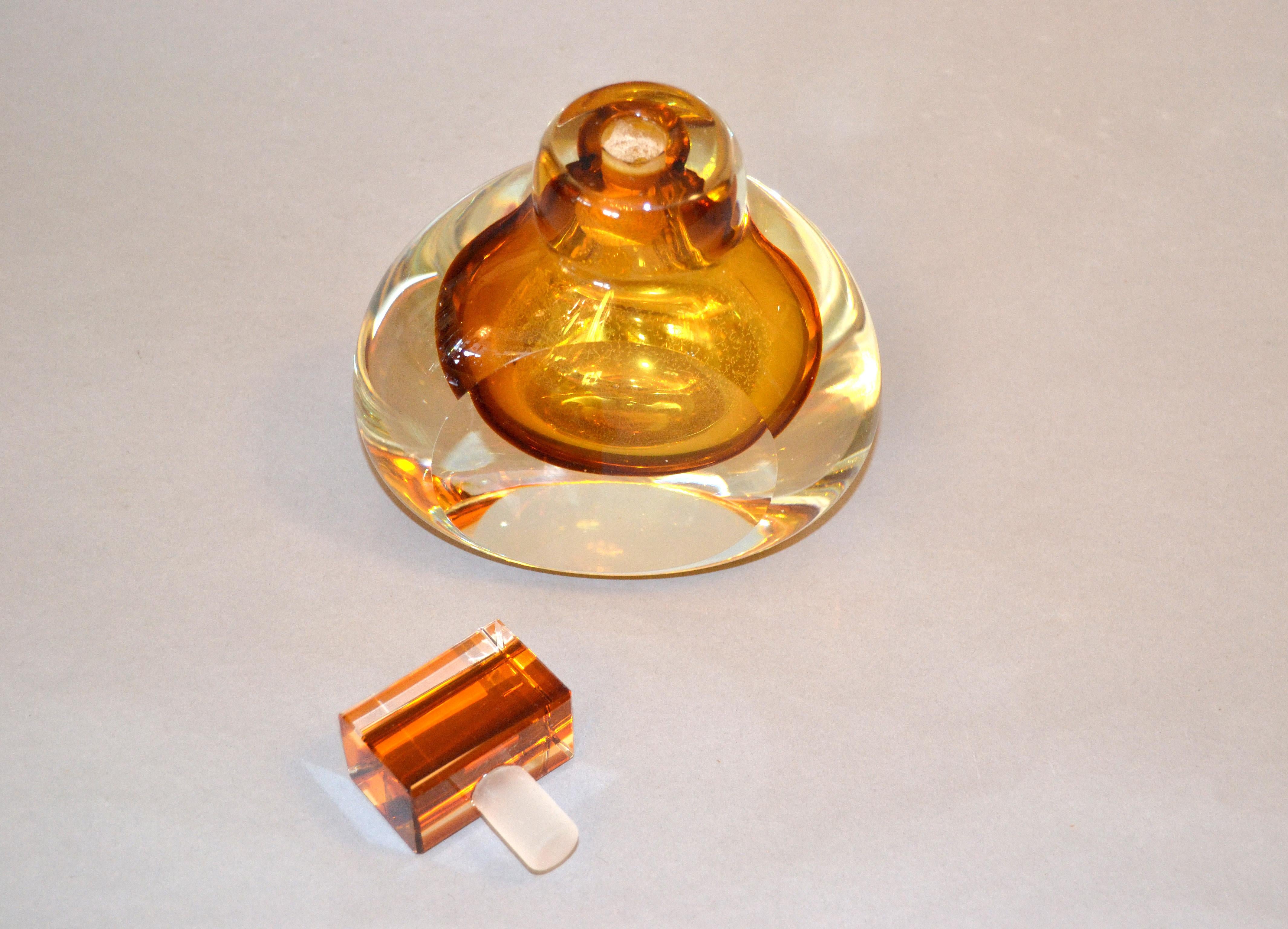 Vintage Clear & Amber Controlled Bubbles Murano Art Glass Perfume Bottle, Italy In Good Condition In Miami, FL