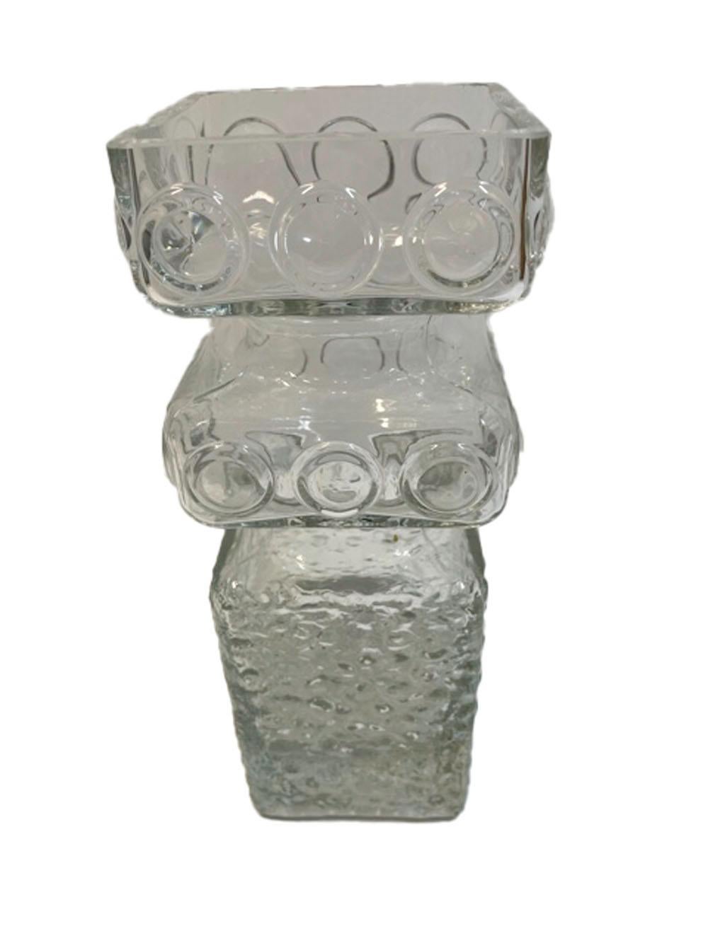 Riihimaki-Vase aus klarem Glas, Tamara Aladin im Zustand „Gut“ im Angebot in Nantucket, MA