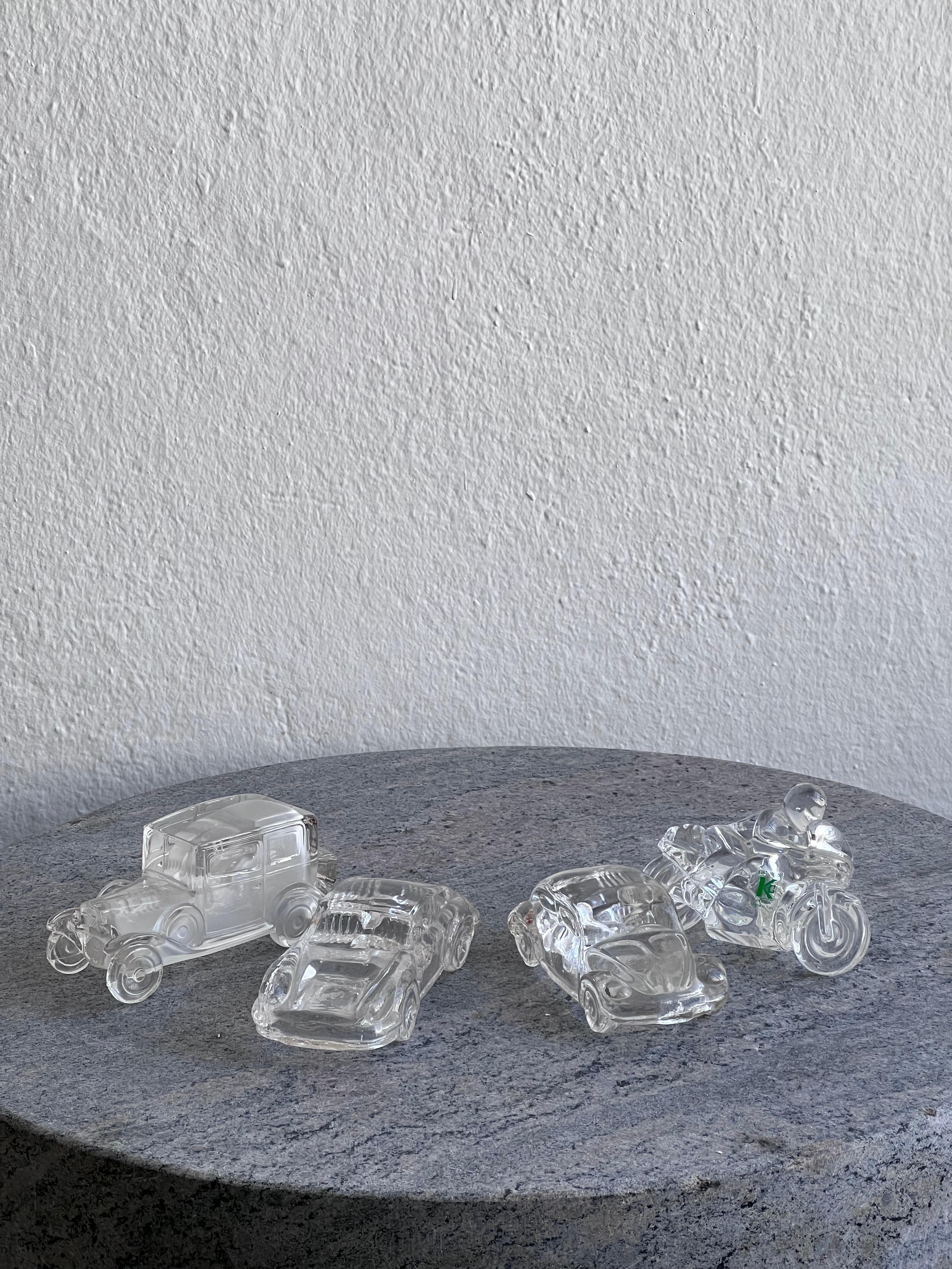 Space Age Vintage Clear Glass Sculpture of a Classic Porsche 911, Racing Car Memorabilia For Sale