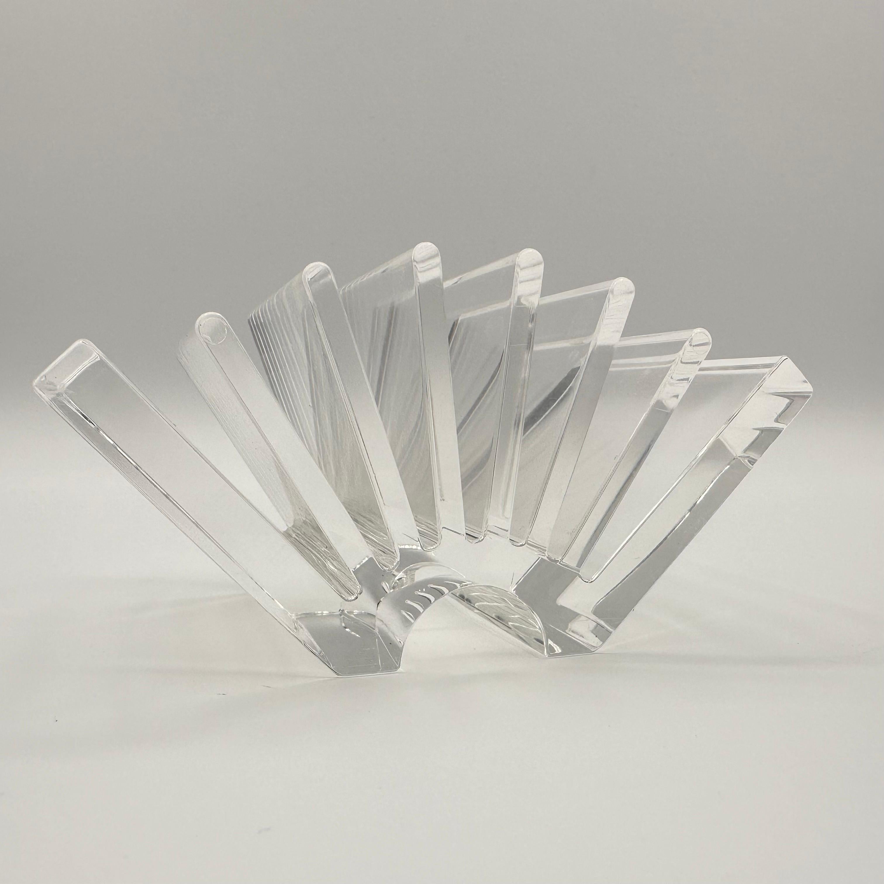 Vintage Clear Lucite Fan Shaped Card Holder by Guzzini 1980s Made in Italy For Sale 4