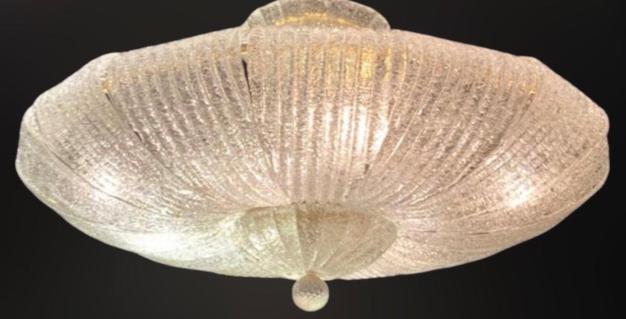 Vintage Flush Mount aus klarem Murano-Glas im Stil Barovier e Toso. Italien, 1960er Jahre. (Muranoglas) im Angebot