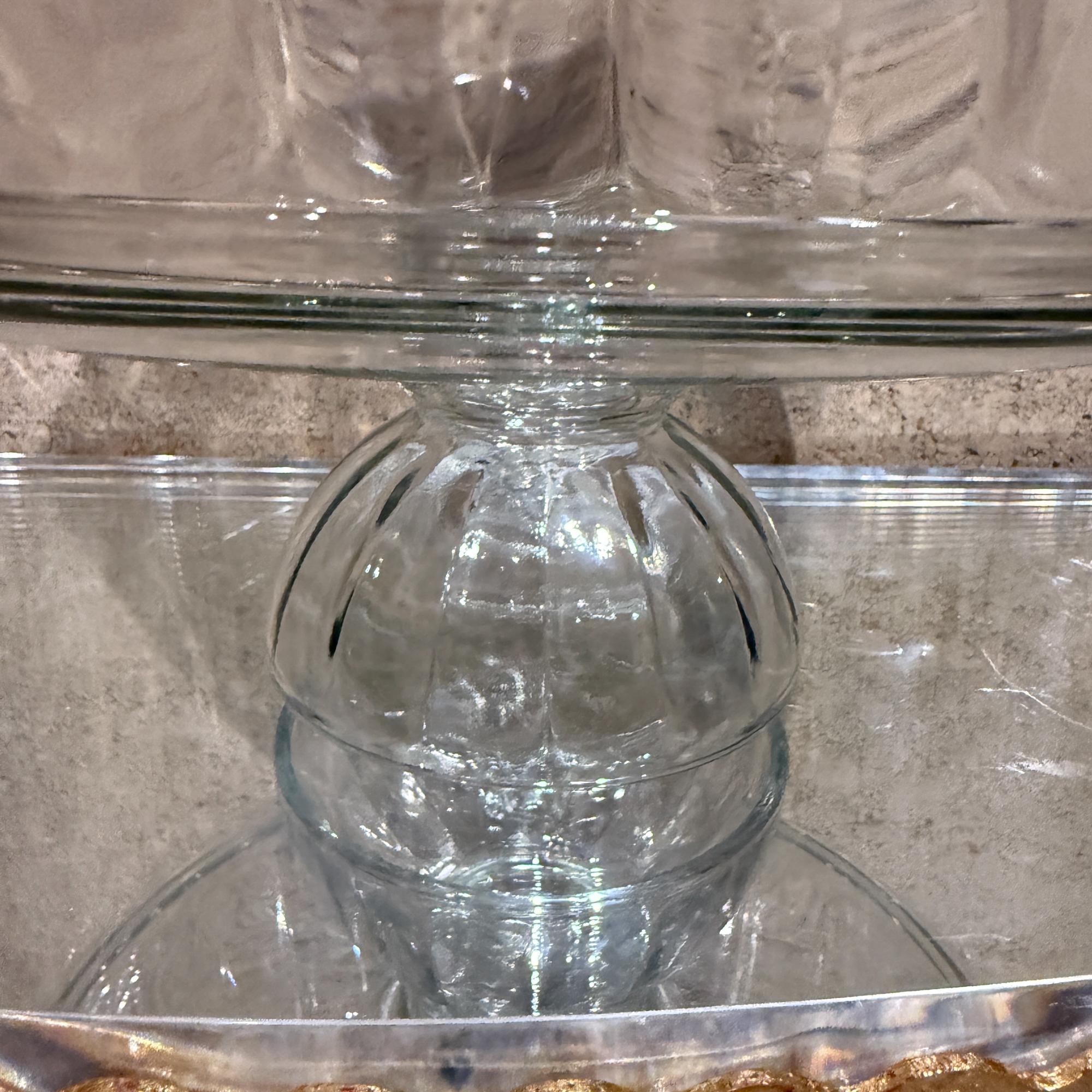Vintage Clear Ribbed Glass Pedestal Footed Cake Plate Stand & Dome Lid Cover For Sale 1