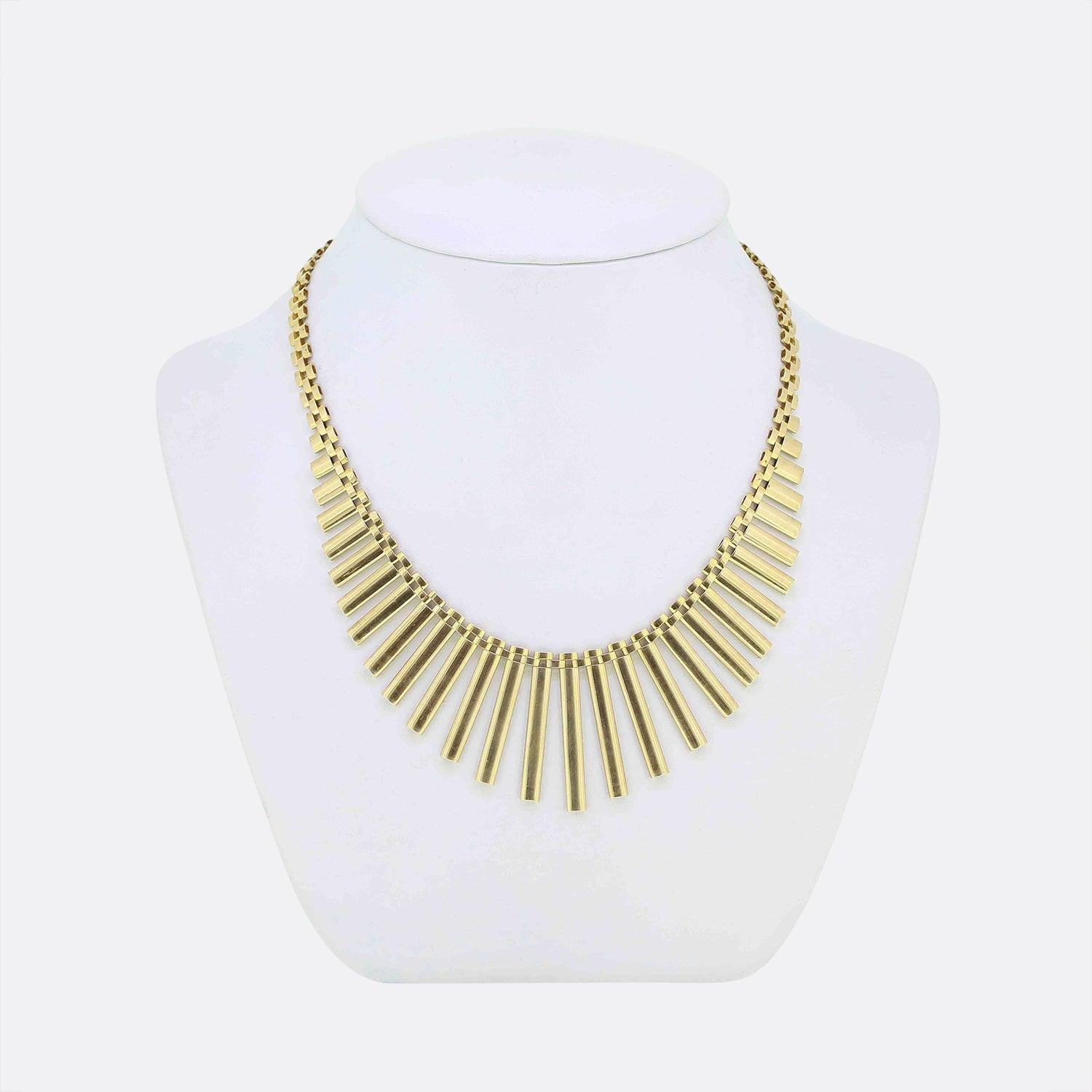 This is a wonderful vintage cleopatra fancy link necklace which has been crafted in 9ct yellow gold with a secure push down clasp. 

Condition: Used (Very Good)
Weight: 26.3 grams
Chain Length: 16 inches
Chain Width: 5mm-35mm
Hallmarked: Yes, London