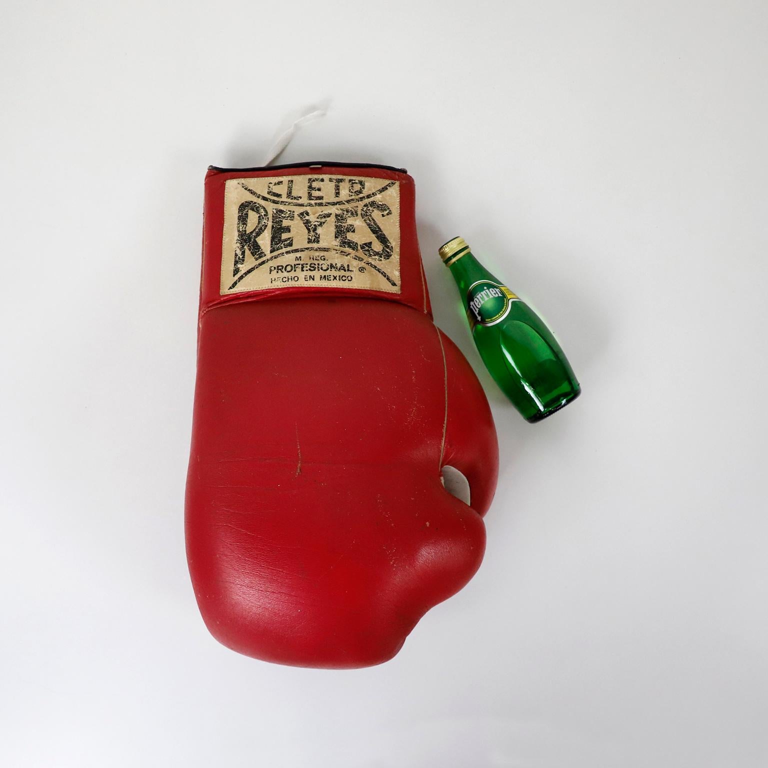 cleto reyes vintage boxing gloves