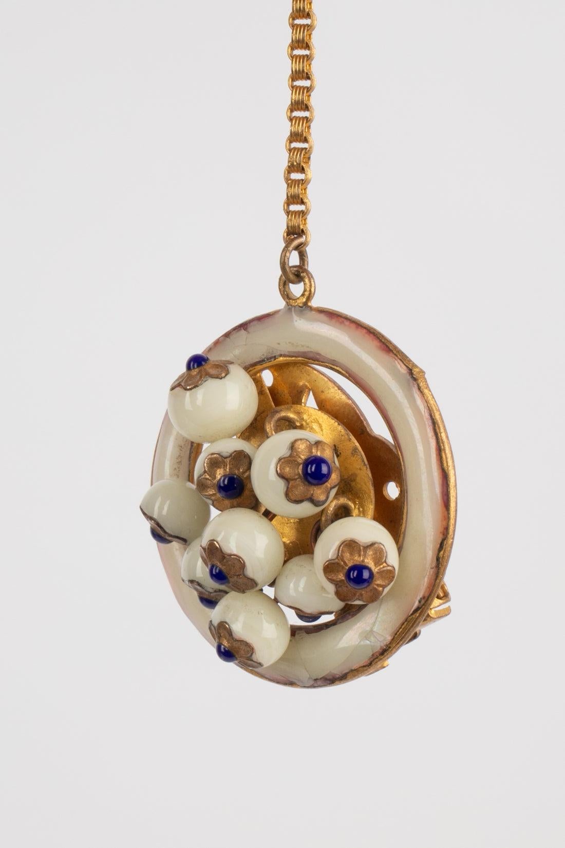 Women's Vintage Clip Brooch with Glass Paste For Sale