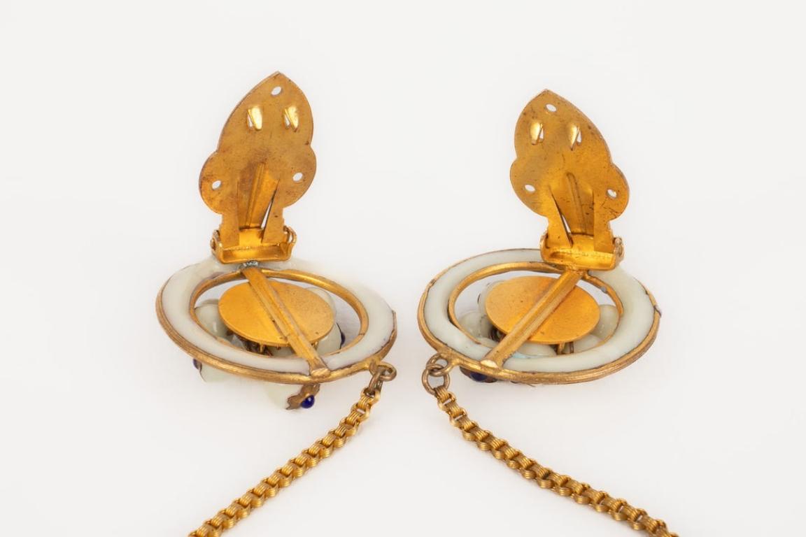 Vintage Clip Brooch with Glass Paste For Sale 2