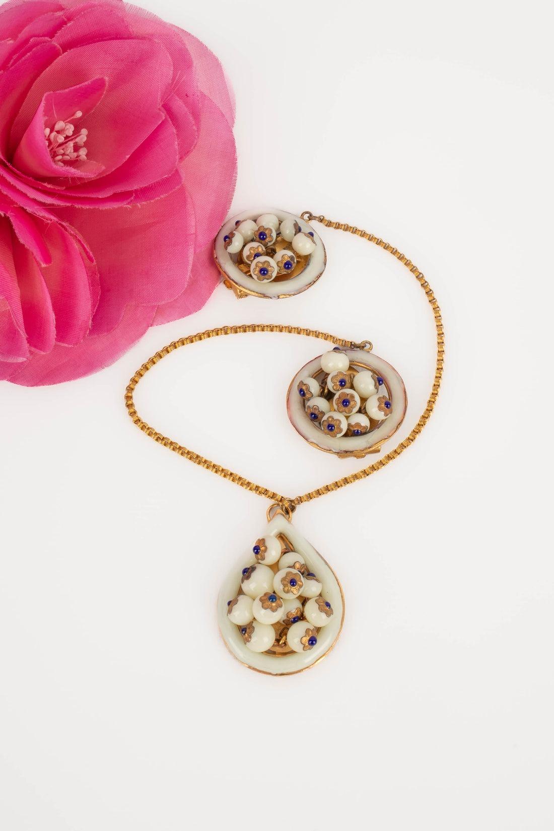 Vintage Clip Brooch with Glass Paste For Sale 3