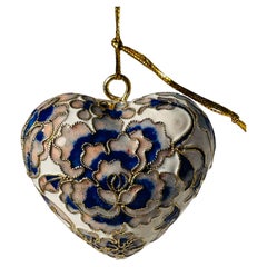 Adorno vintage de Cloisonné esmaltado Corazón de San Valentín
