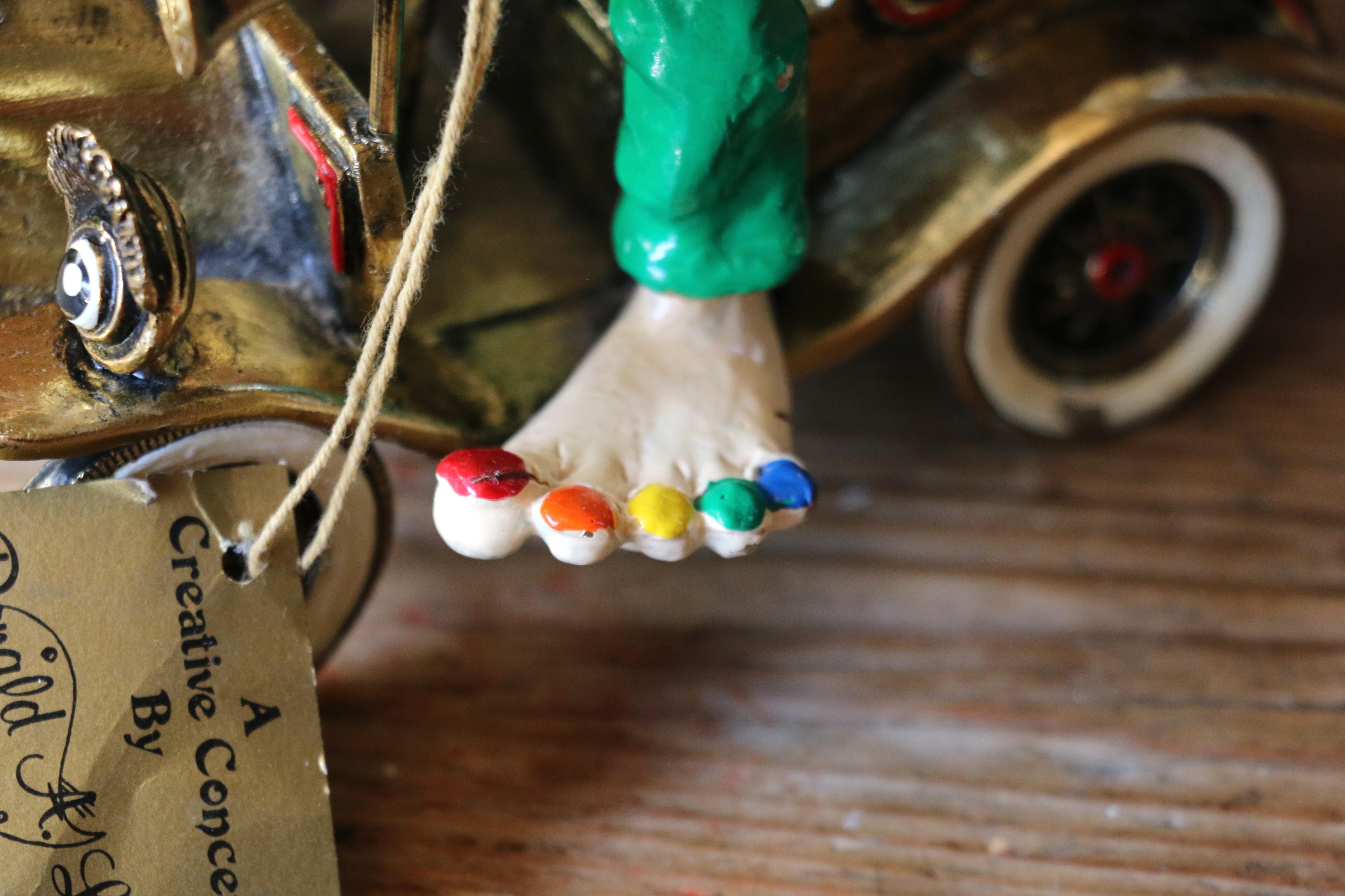 Clown d'epoca con auto a vento, scultura di Ron Lee, anni '80 in vendita 3