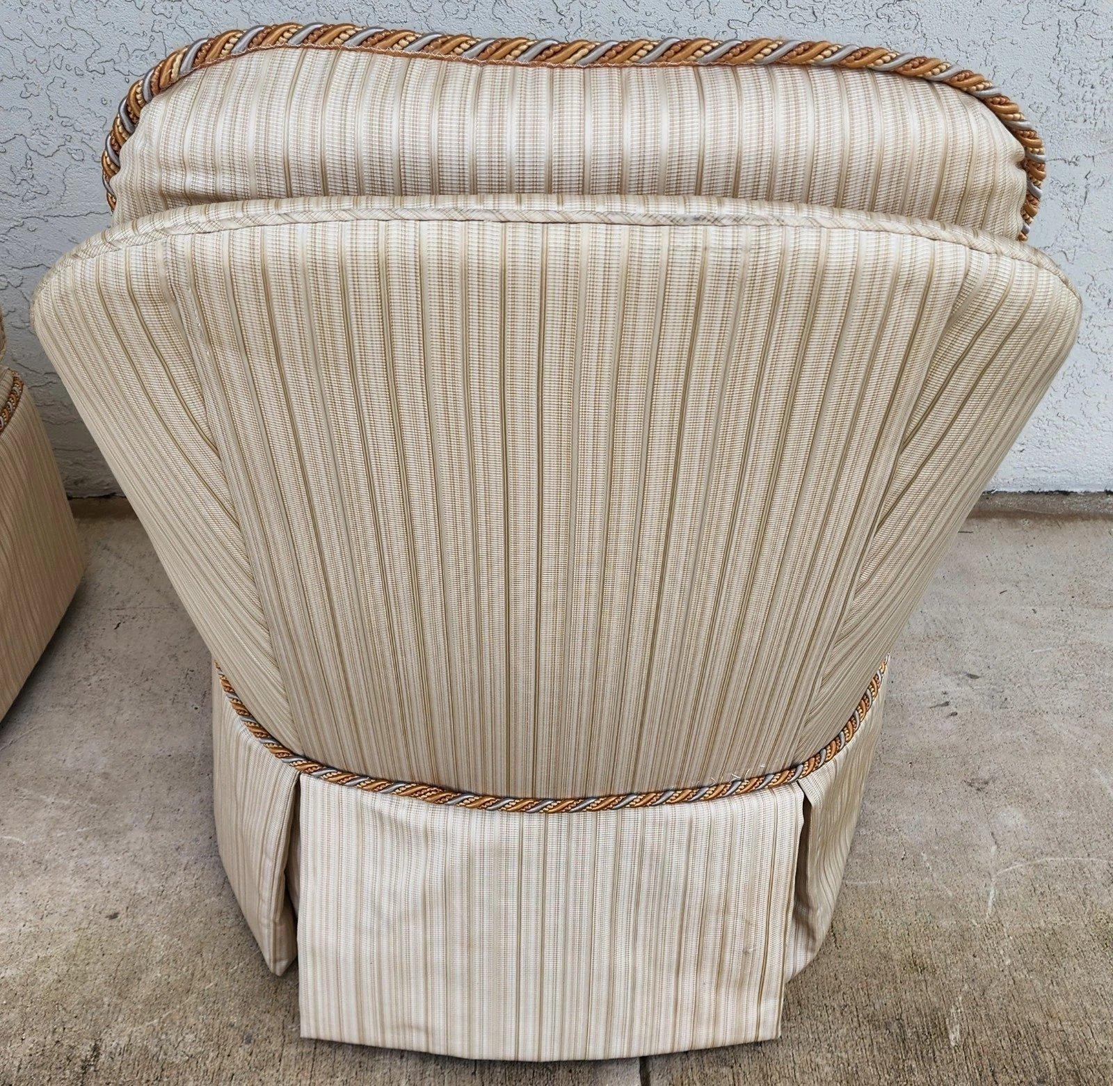 Vintage Club Chairs Swivel Rockers Set of 2 en vente 5