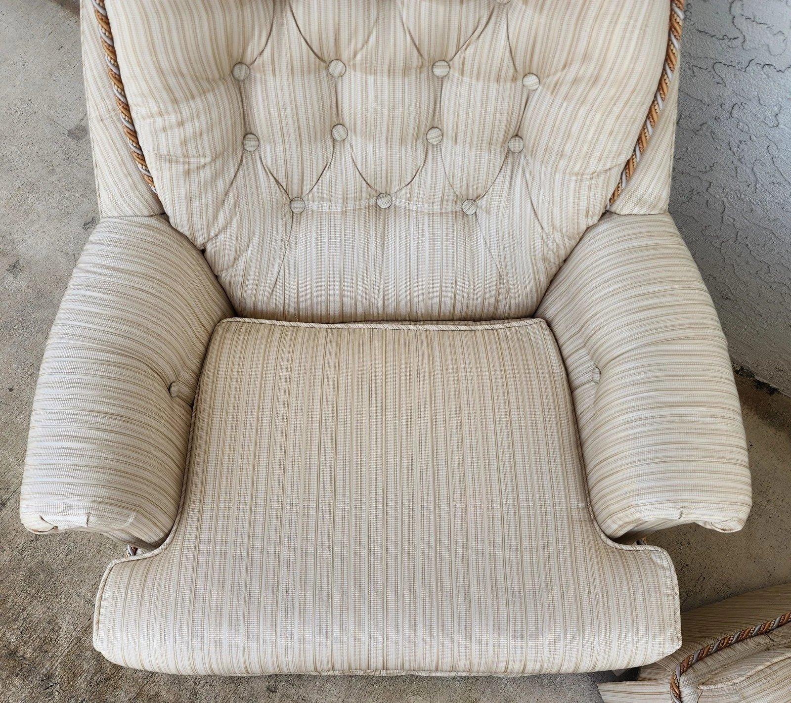 Vintage Club Chairs Swivel Rockers Set of 2 en vente 8