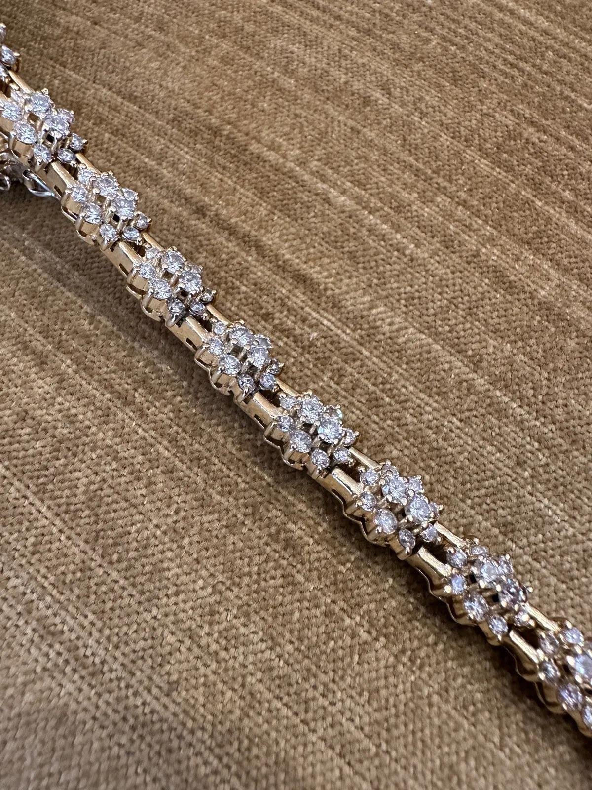 Women's Vintage Cluster Round Diamond Bracelet 6.00 Carat Total in 14k Yellow Gold For Sale
