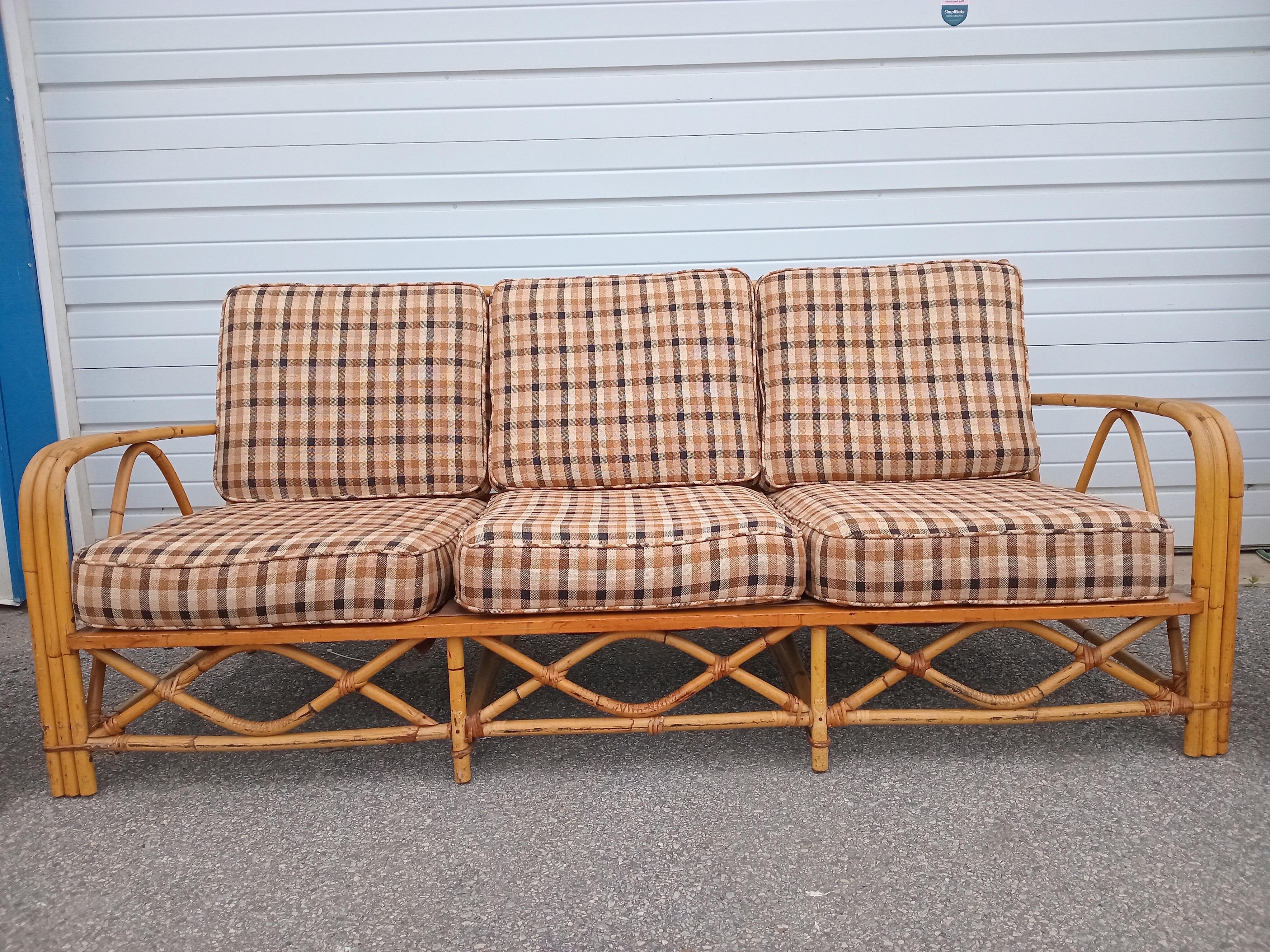 Conjunto de sofá de ratán Vintage Coastal de 4 piezas by Ficks Reed Moderno de mediados de siglo